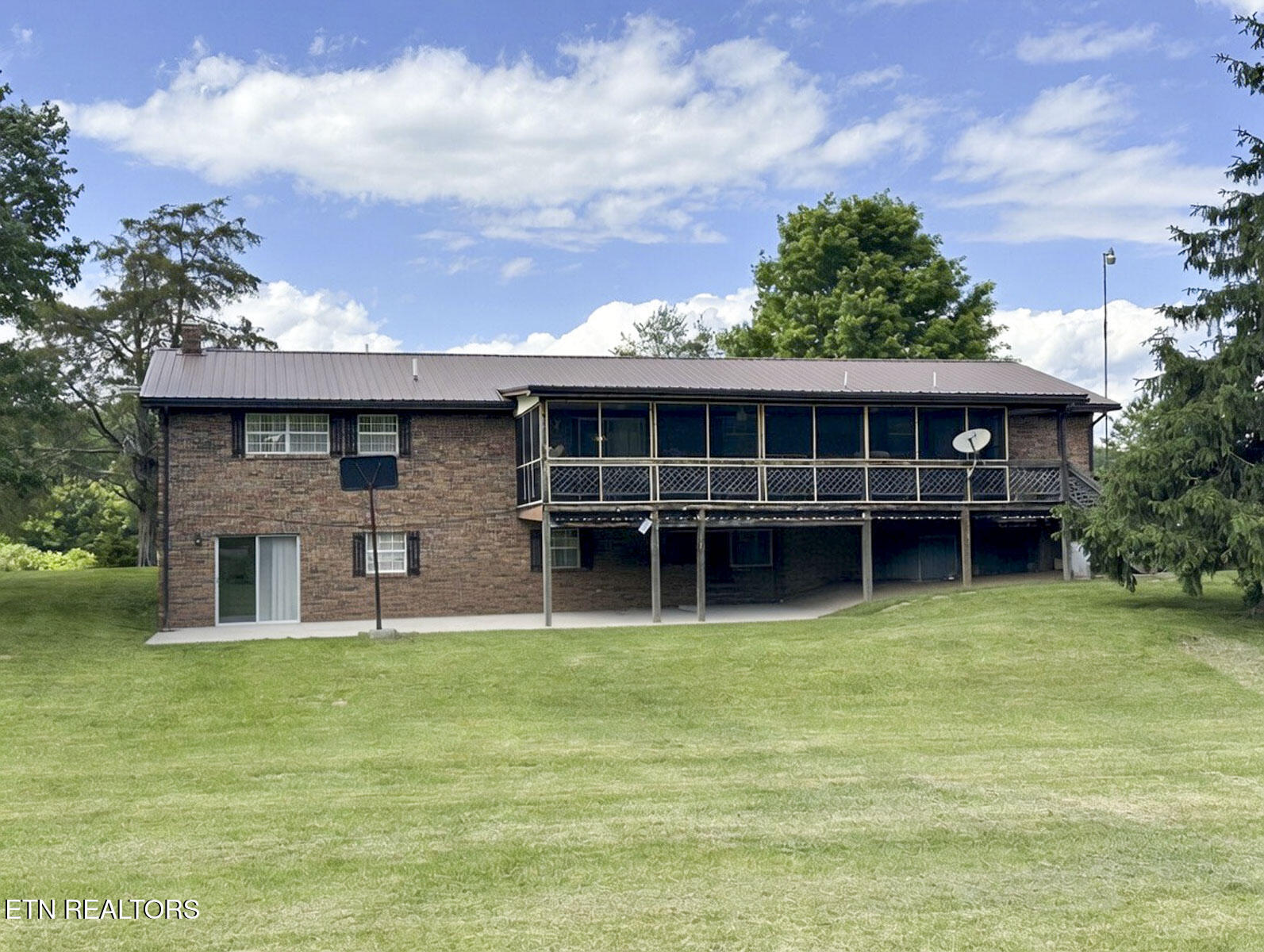 6259 Tennessee 131 Washburn TN 37888