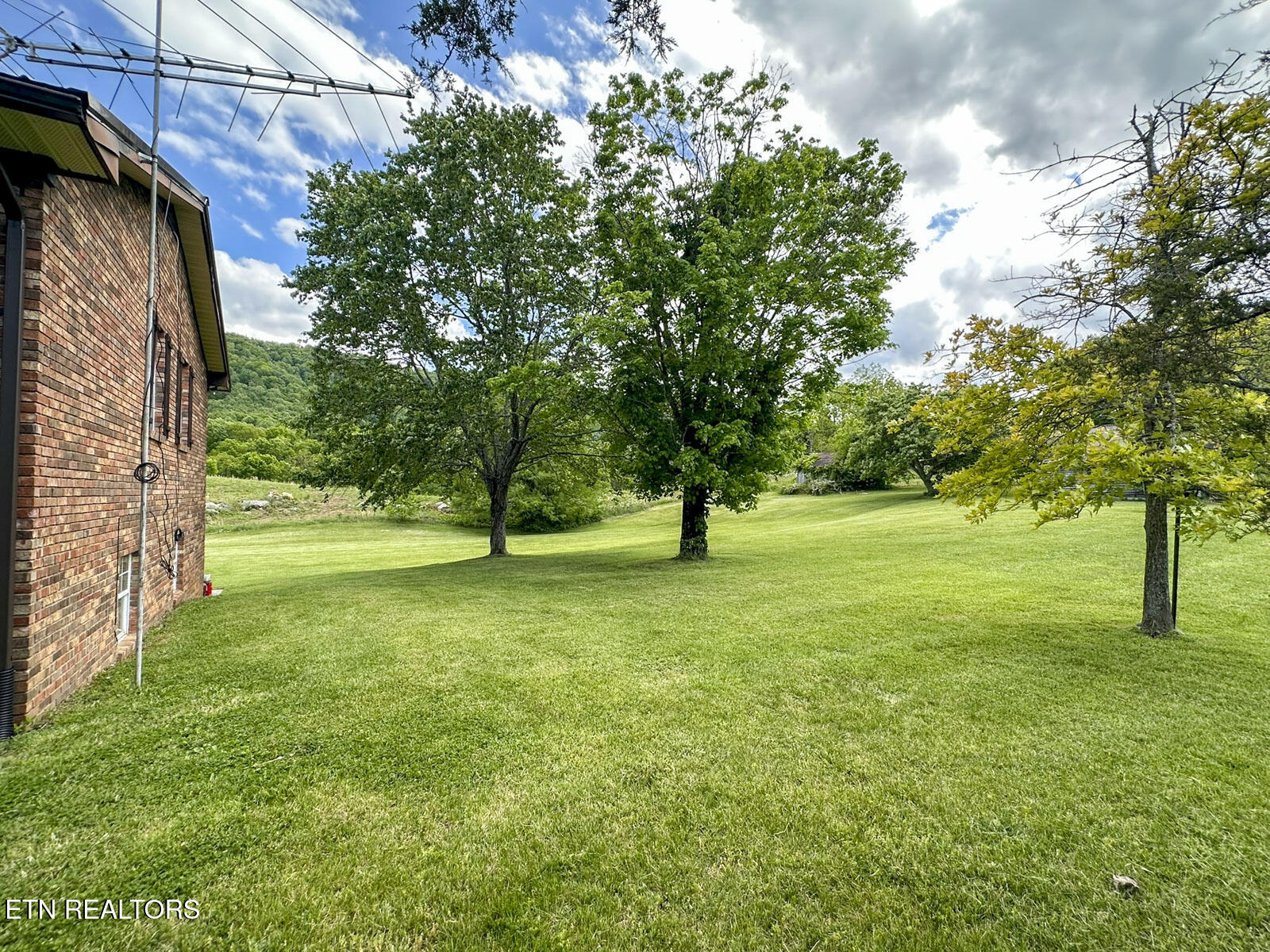 6259 Tennessee 131 Washburn TN 37888