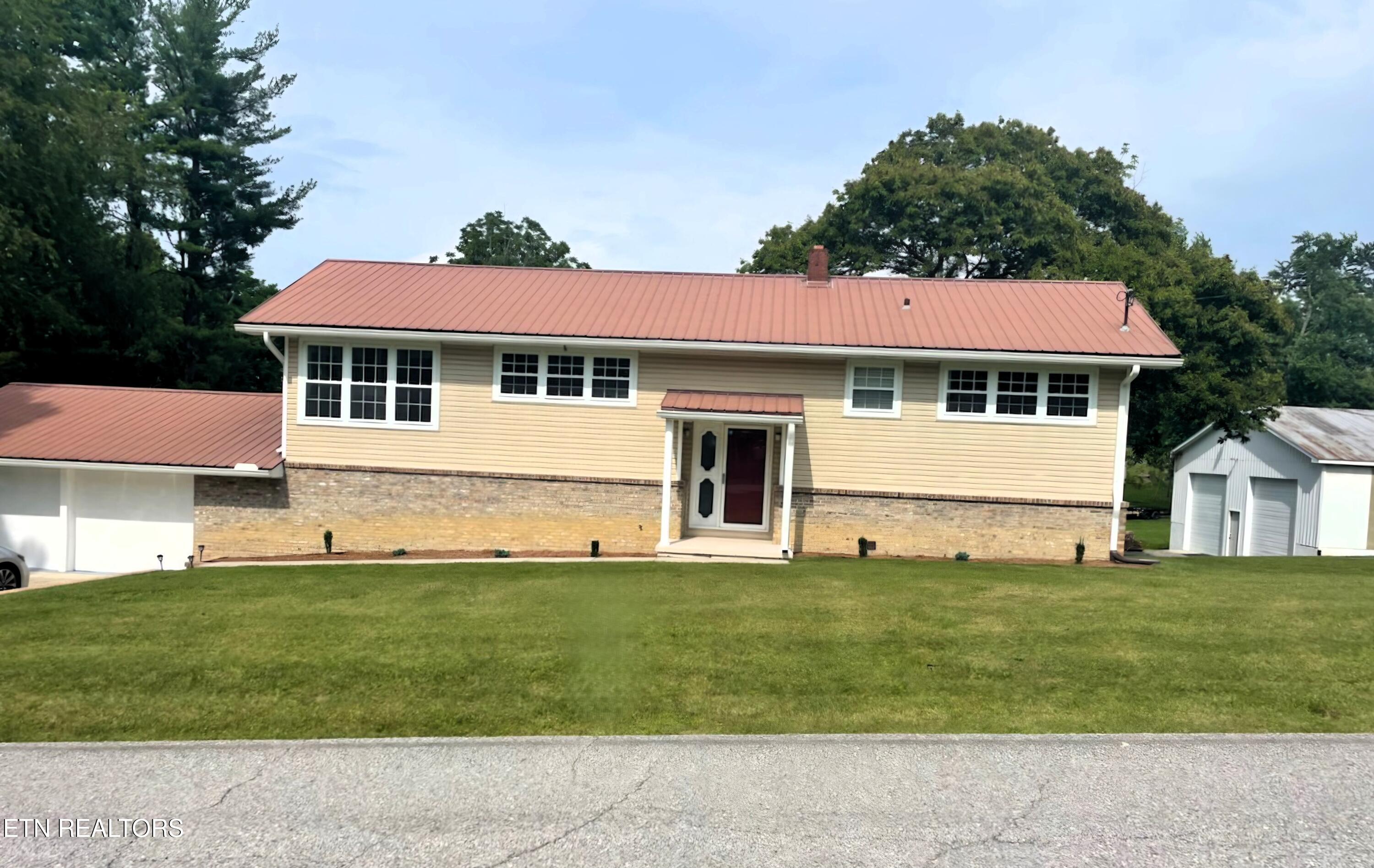 186/166 Stone Drive Crossville TN 38555