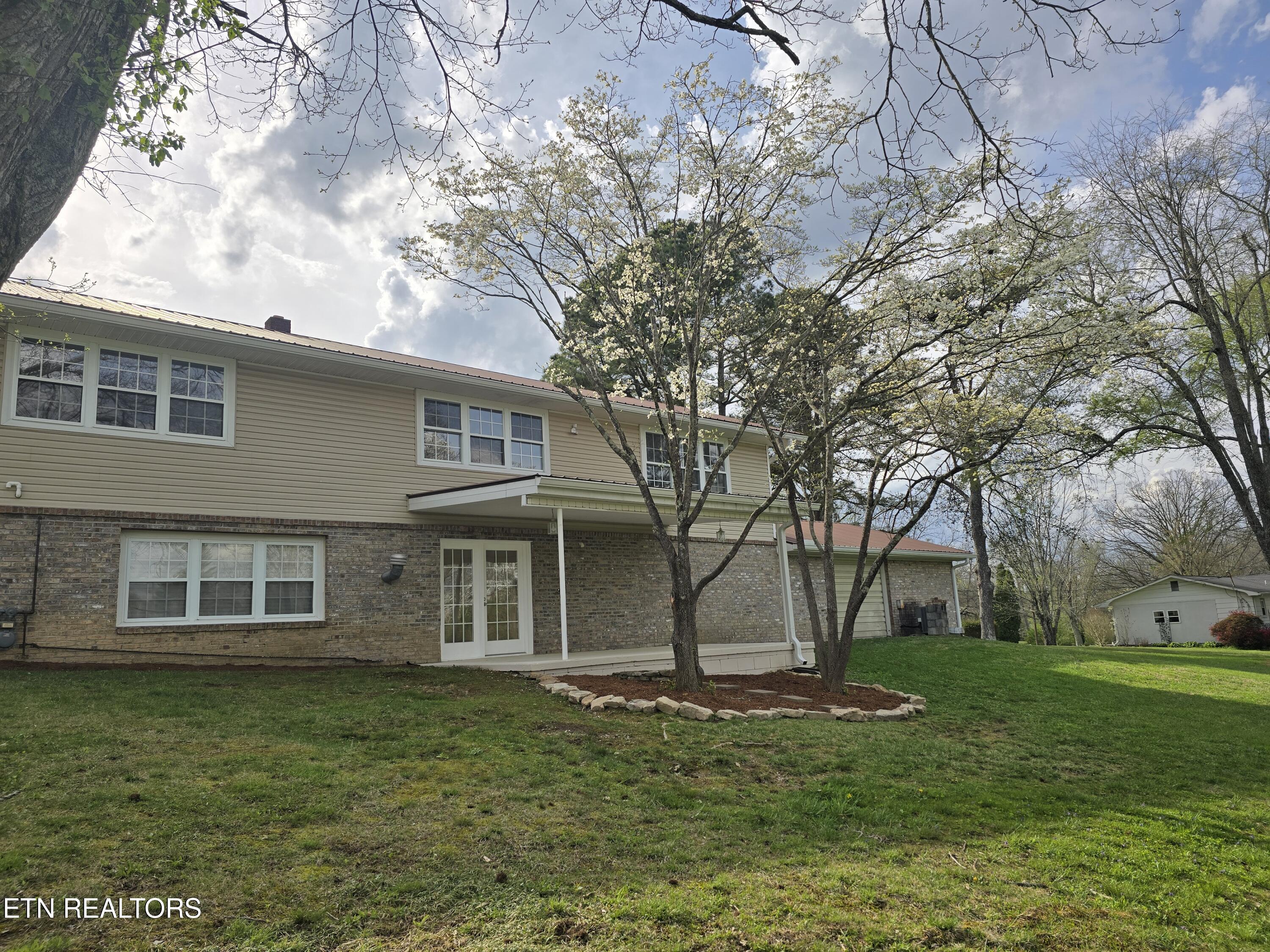 186/166 Stone Drive Crossville TN 38555