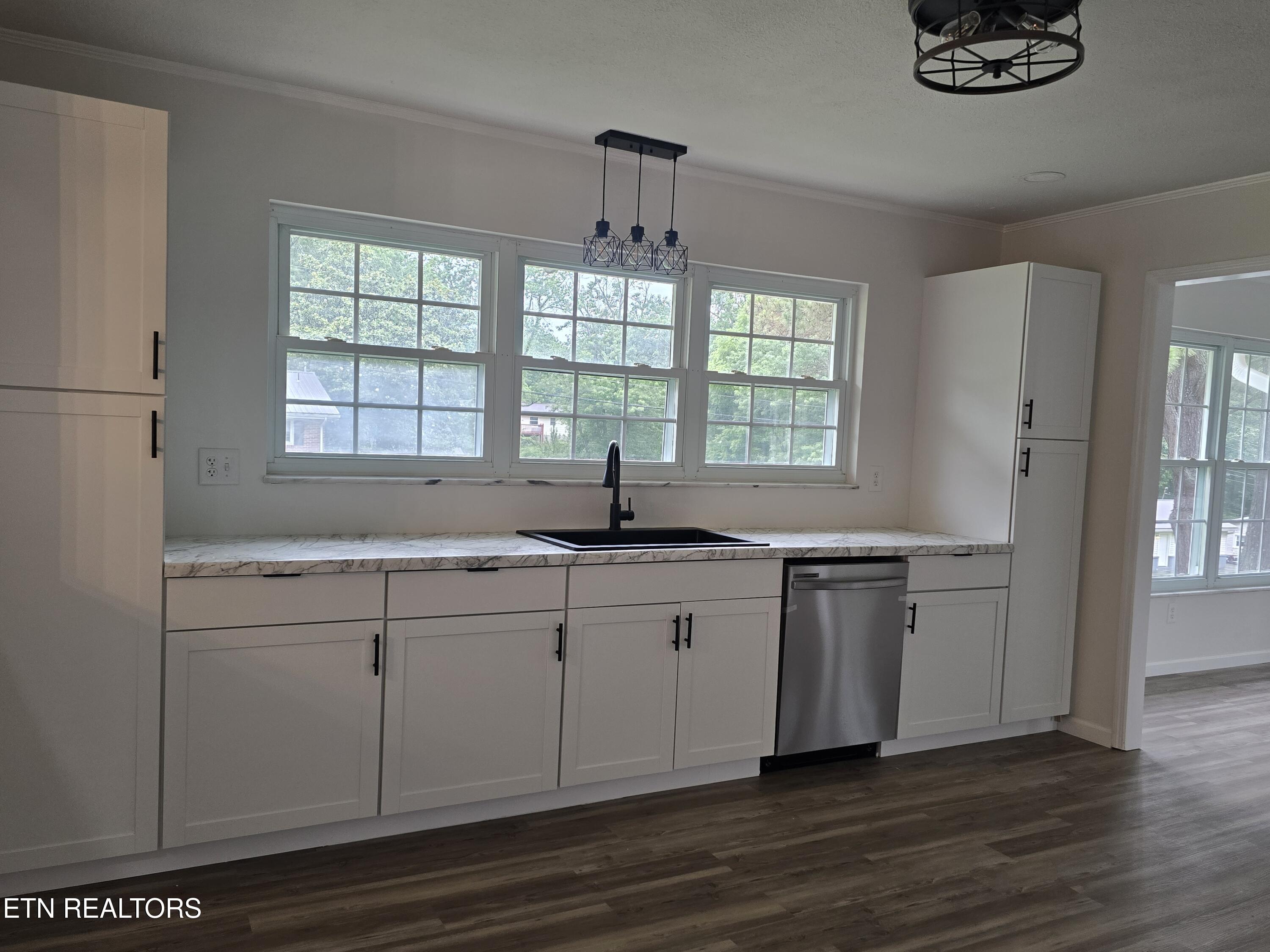 186/166 Stone Drive Crossville TN 38555