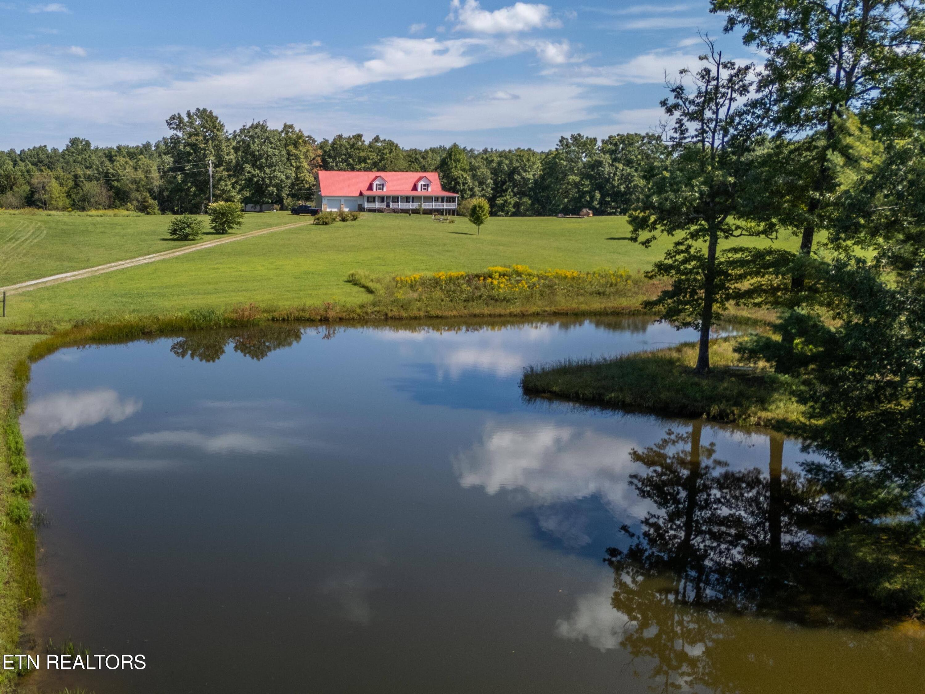 146 Davidson Lane Crossville TN 38571