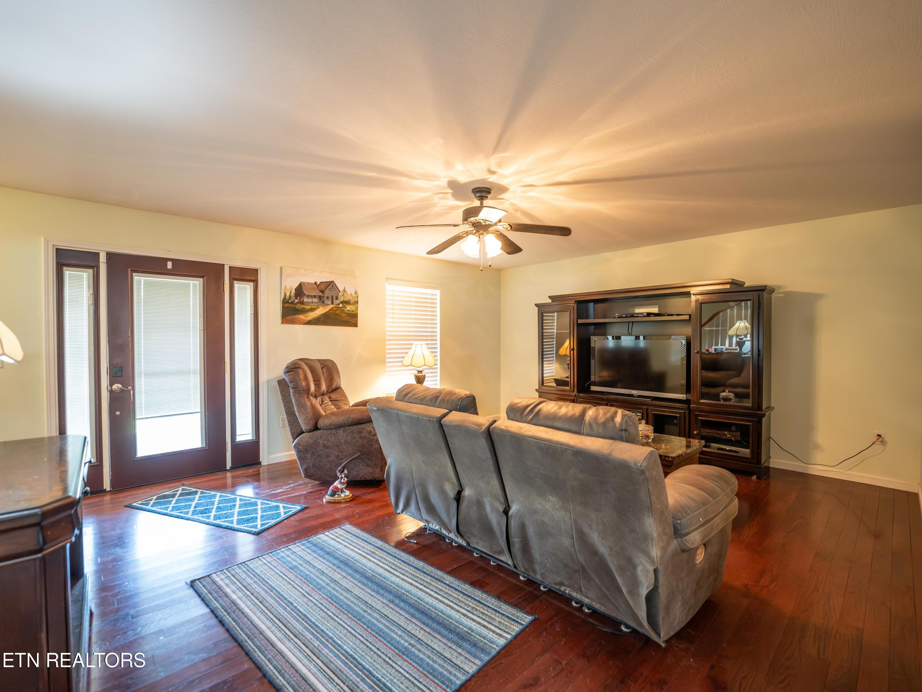 146 Davidson Lane Crossville TN 38571