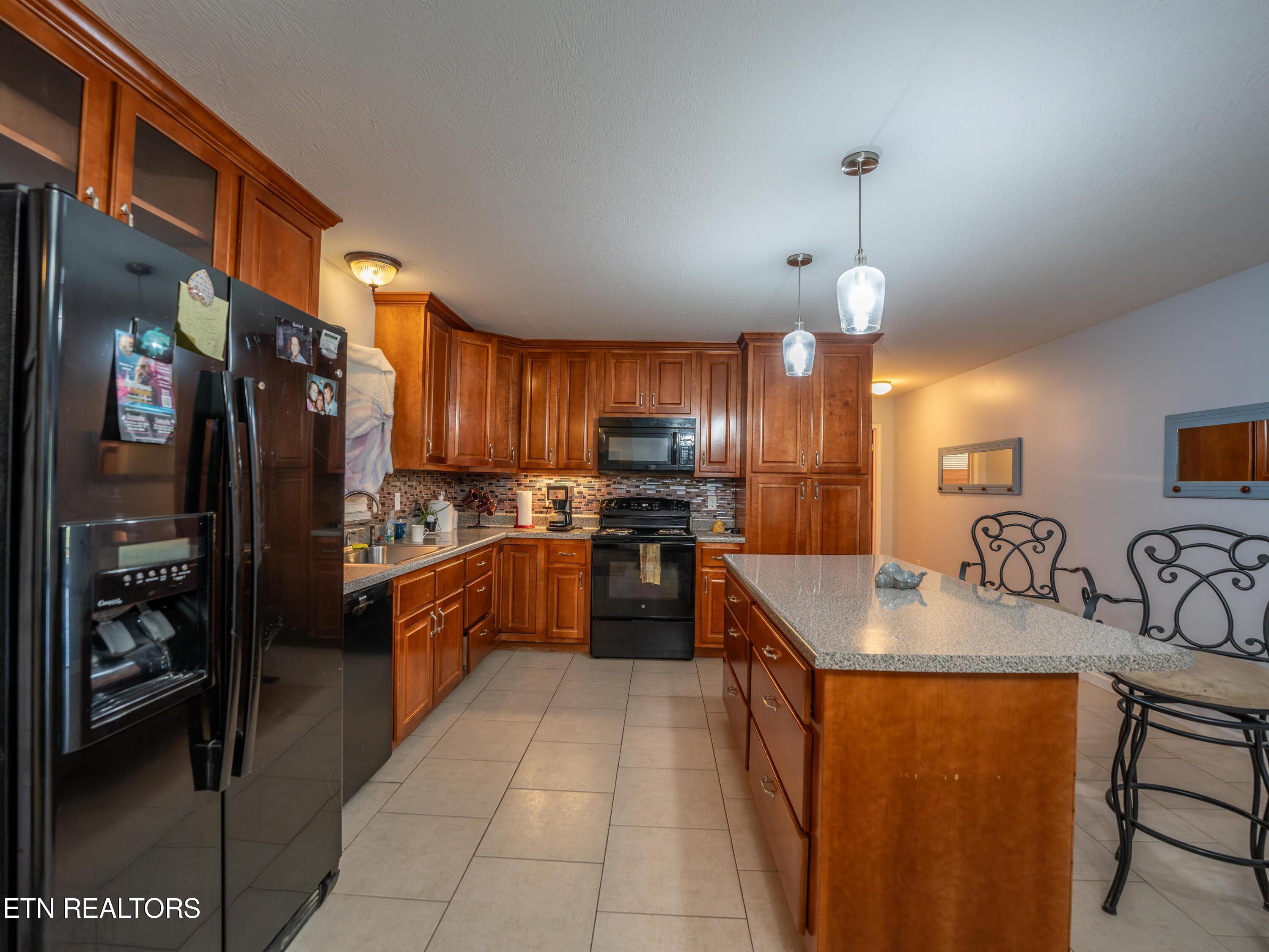 146 Davidson Lane Crossville TN 38571