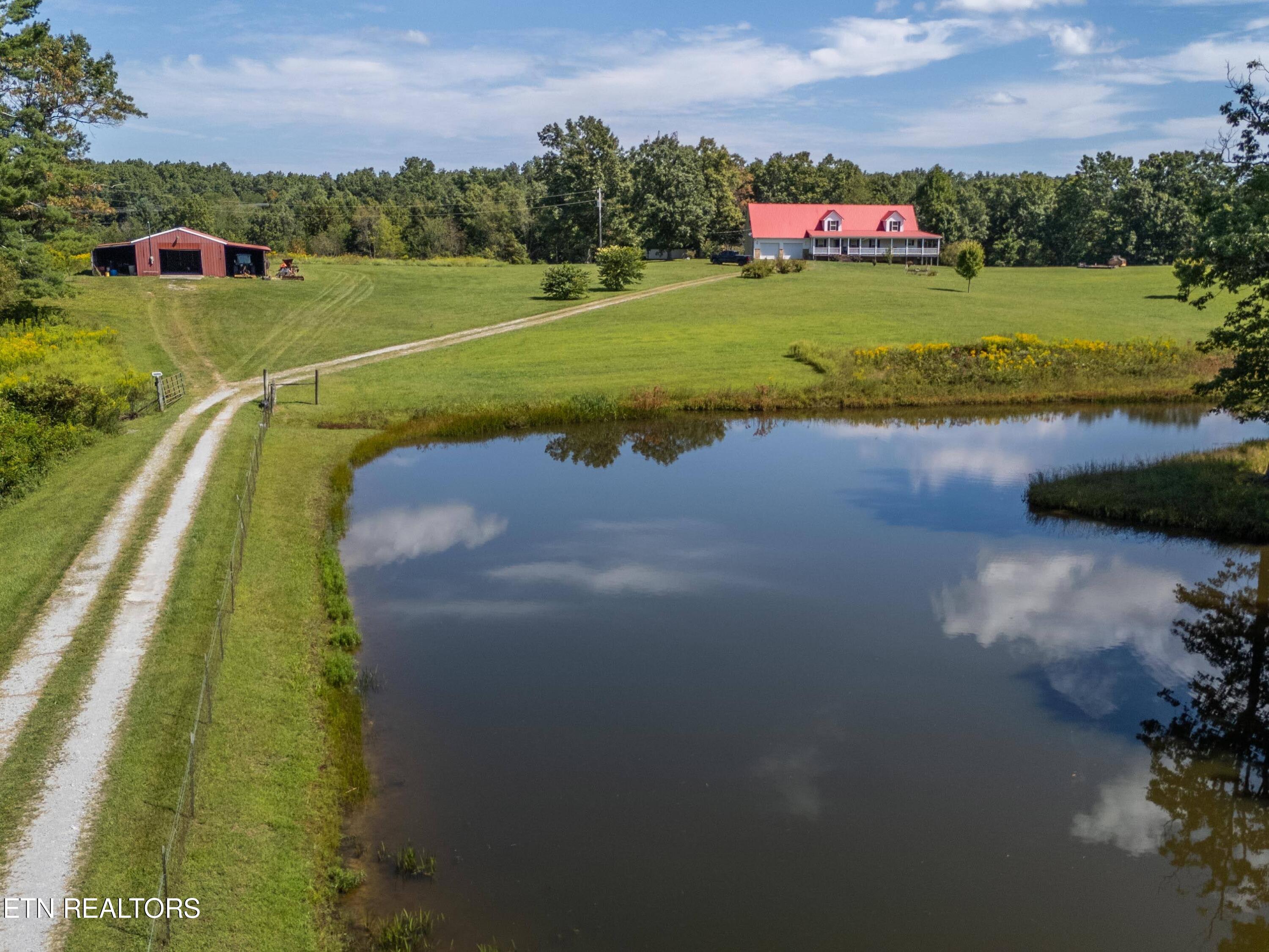 146 Davidson Lane Crossville TN 38571