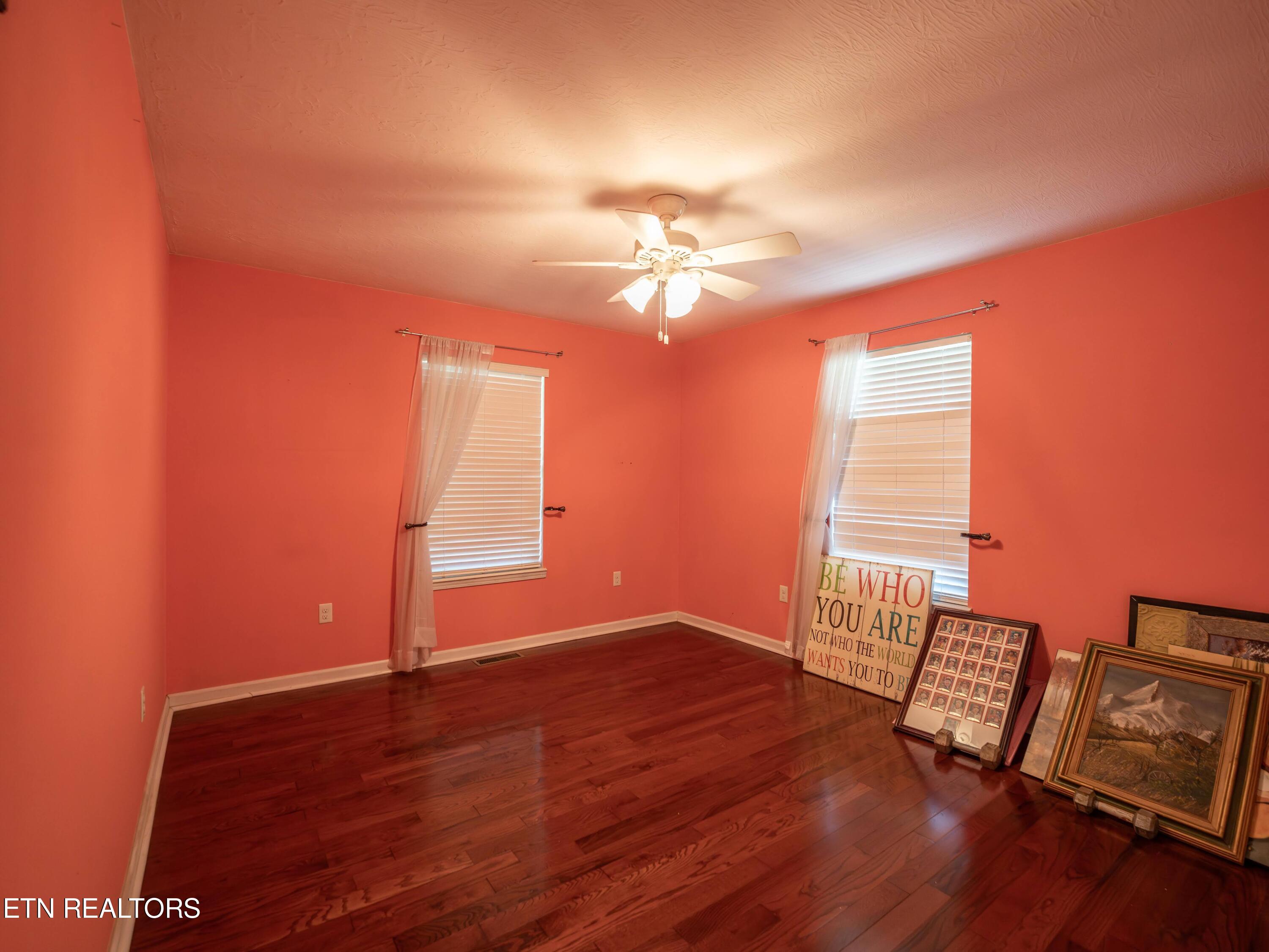 146 Davidson Lane Crossville TN 38571