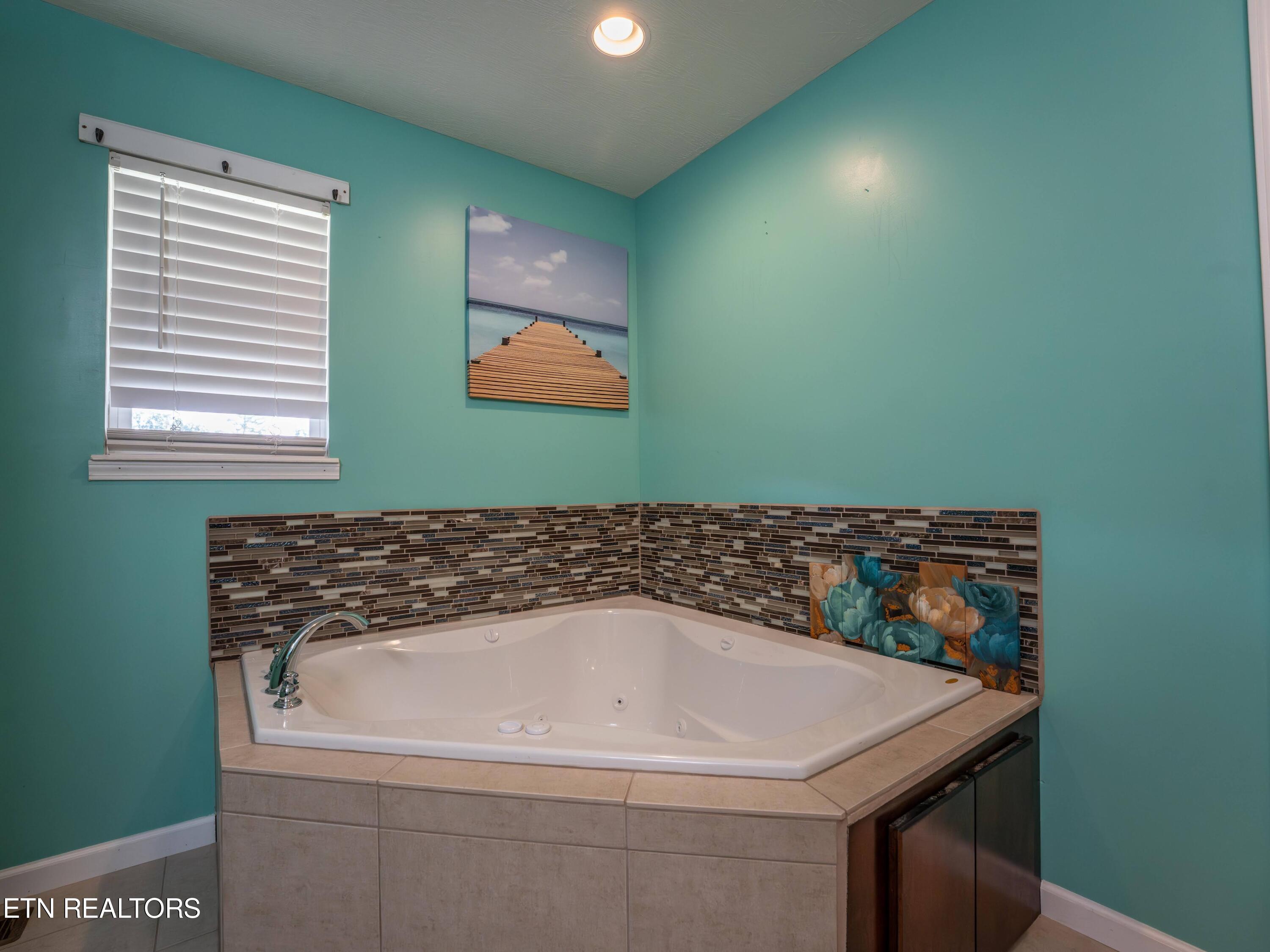 146 Davidson Lane Crossville TN 38571