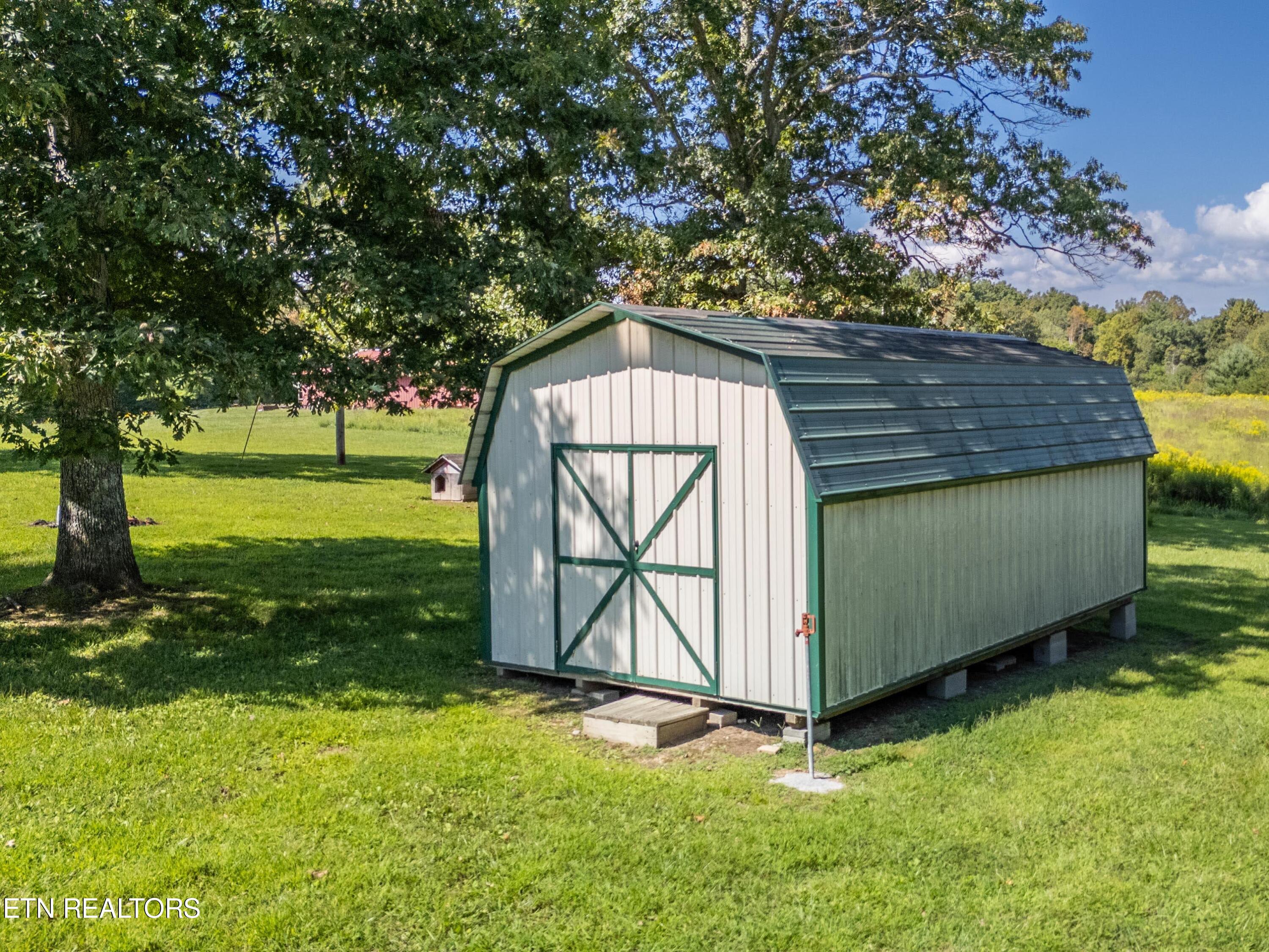 146 Davidson Lane Crossville TN 38571