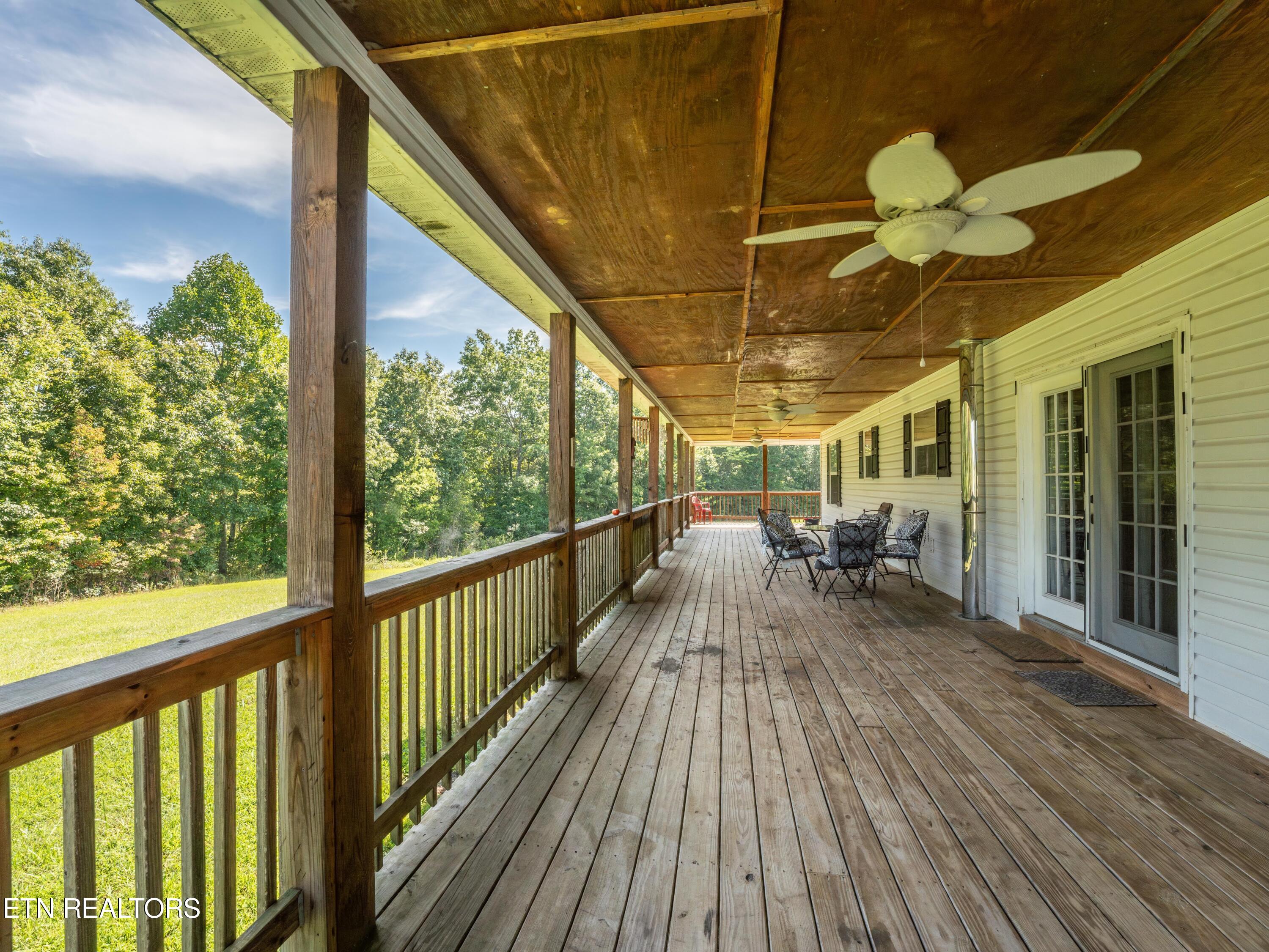 146 Davidson Lane Crossville TN 38571