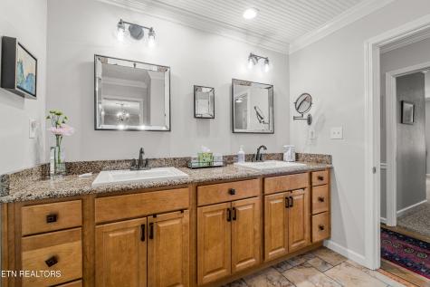 632 Augusta National Way Knoxville TN 37934