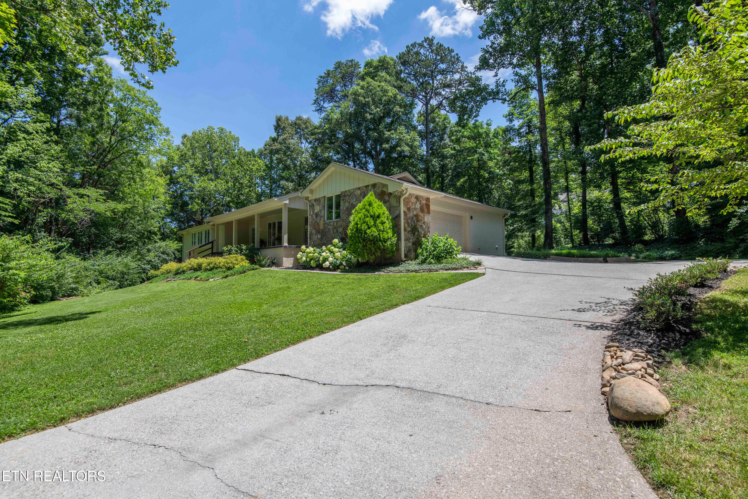 632 Augusta National Way Knoxville TN 37934
