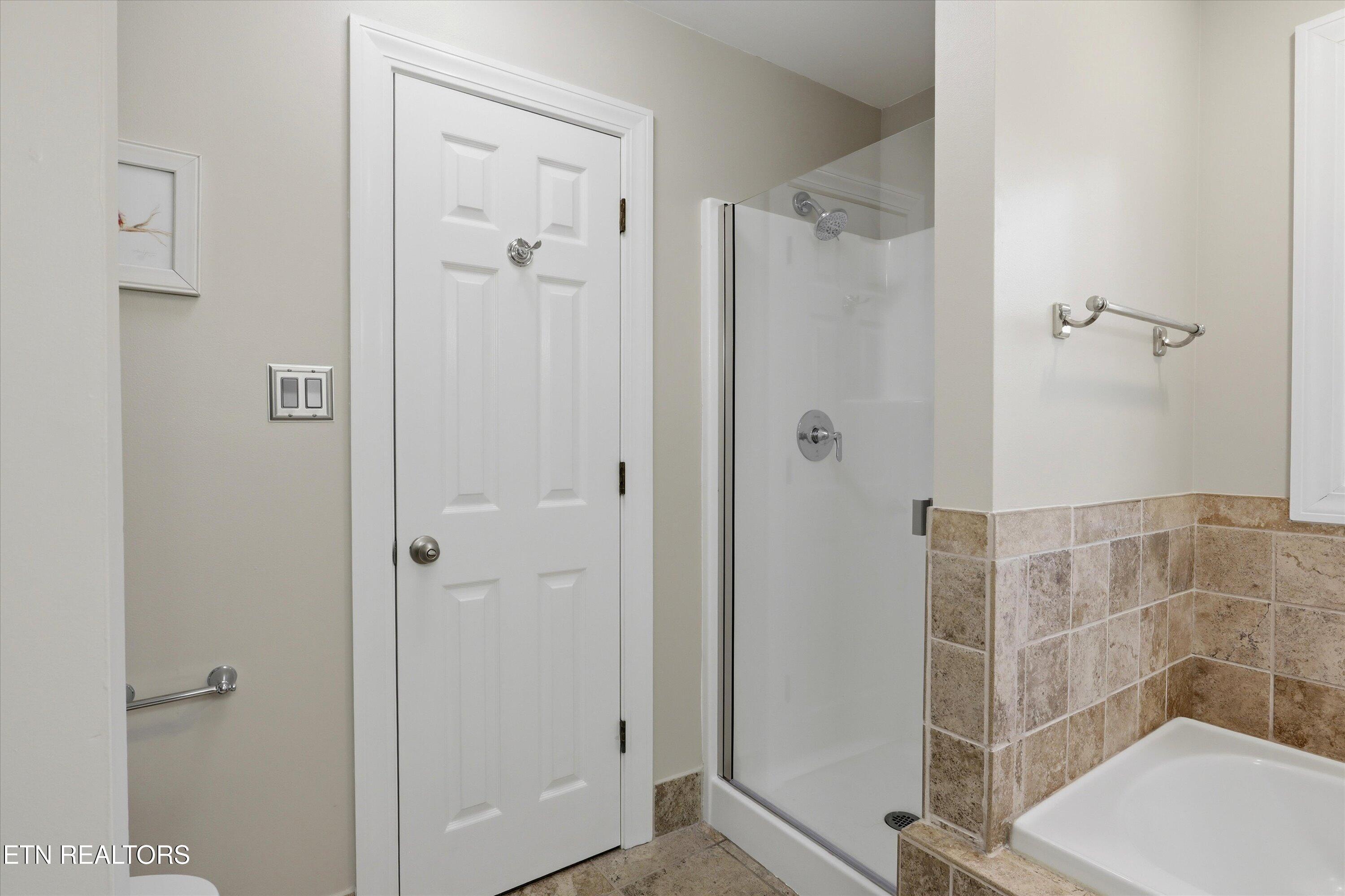 4141 Forest Glen Drive Knoxville TN 37919