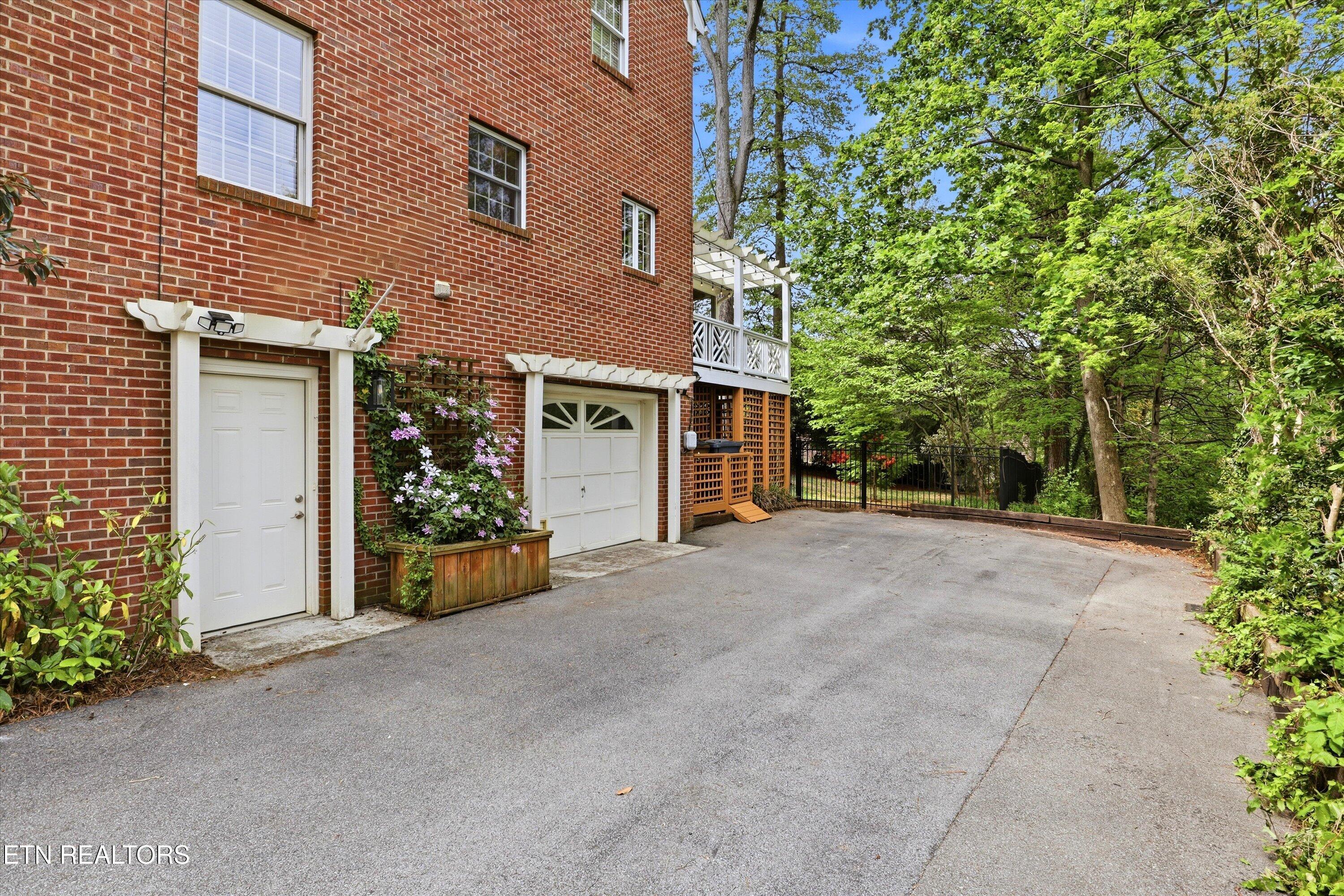 4141 Forest Glen Drive Knoxville TN 37919