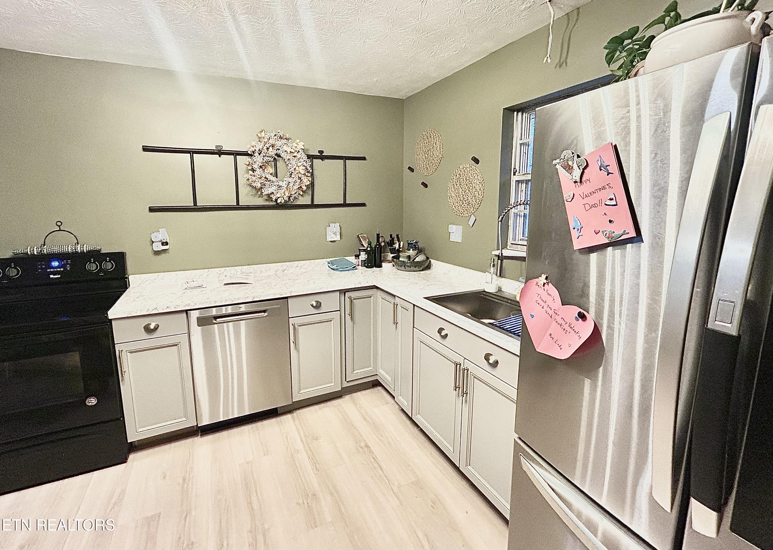 451 W Main Street Dandridge TN 37725