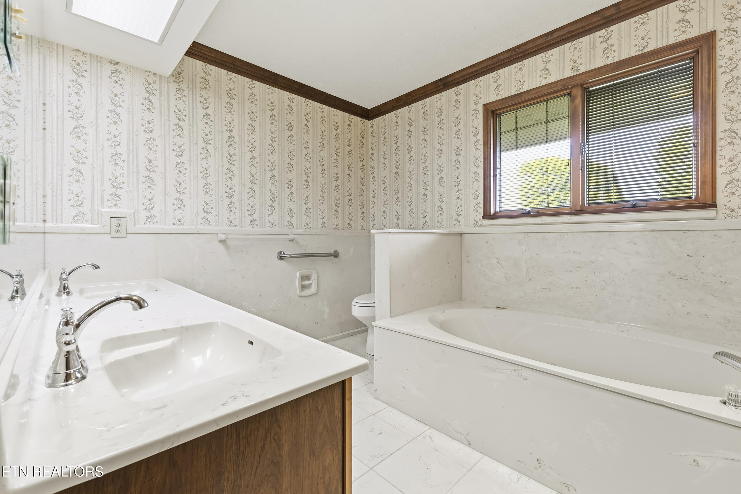 10024 Casa Real Cove Knoxville TN 37922