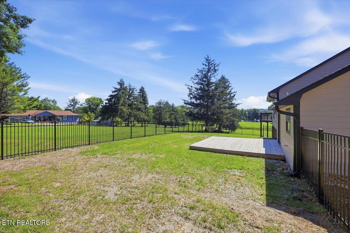 3514 E Atherton Lane Baneberry TN 37890