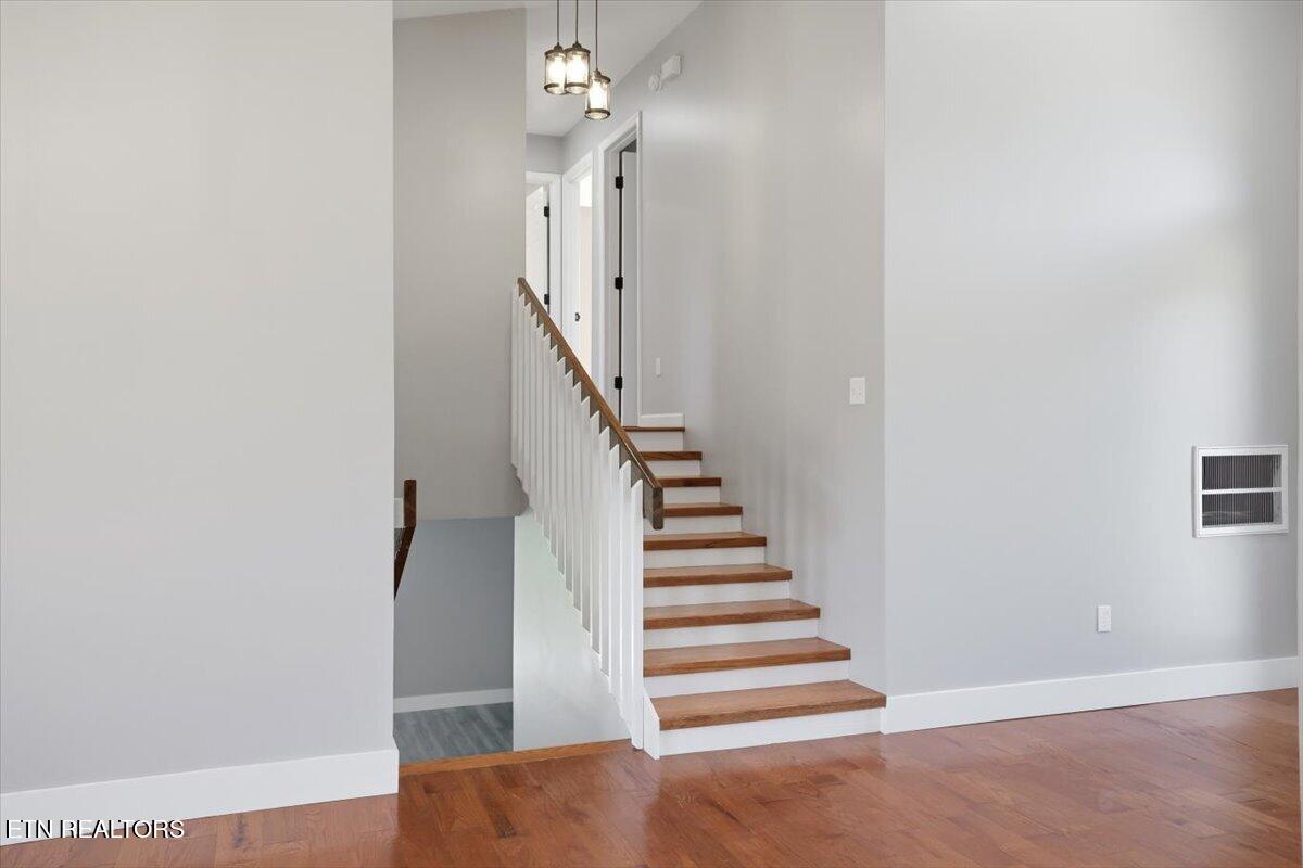 3514 E Atherton Lane Baneberry TN 37890