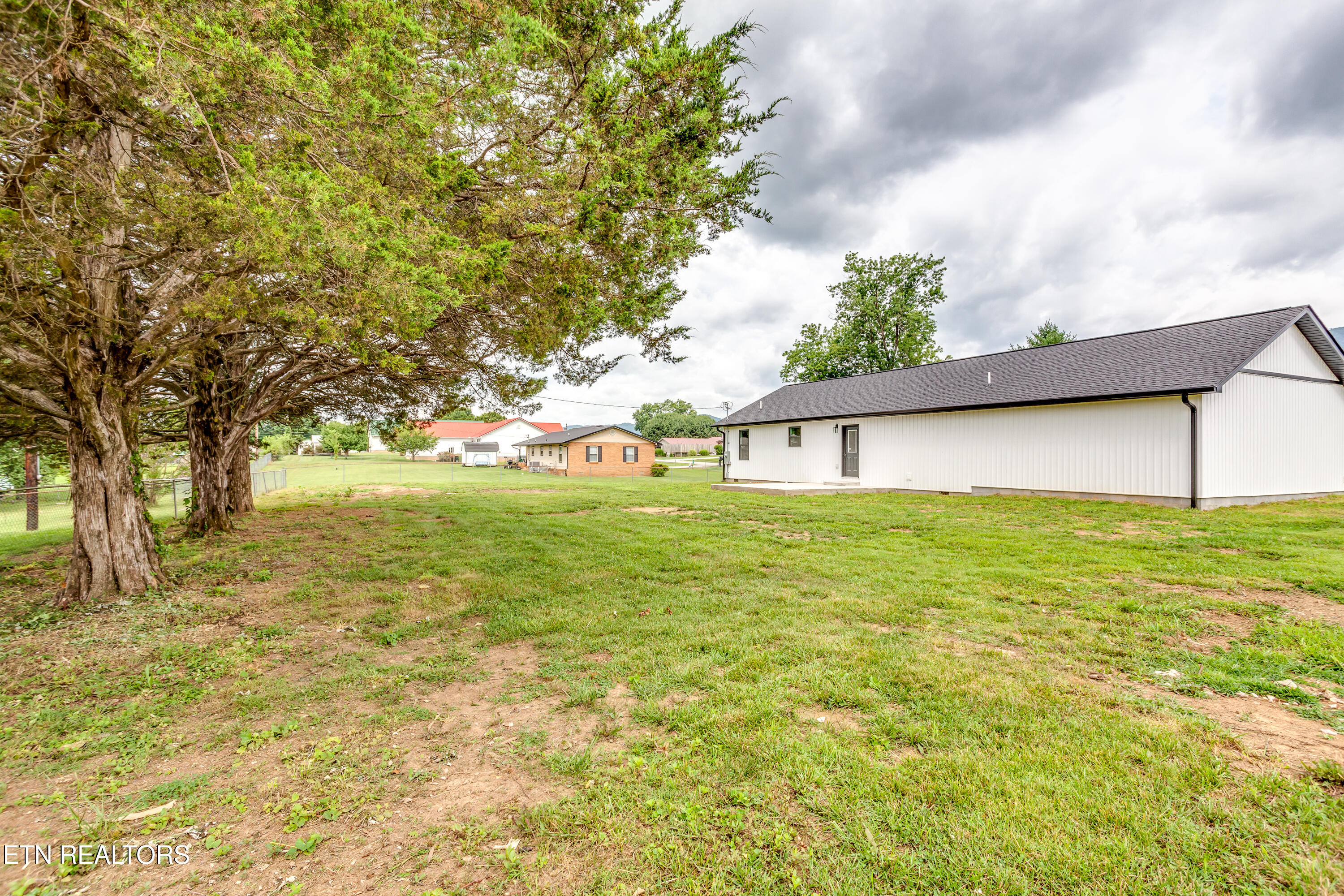 200 Farris Circle Lafollette TN 37766