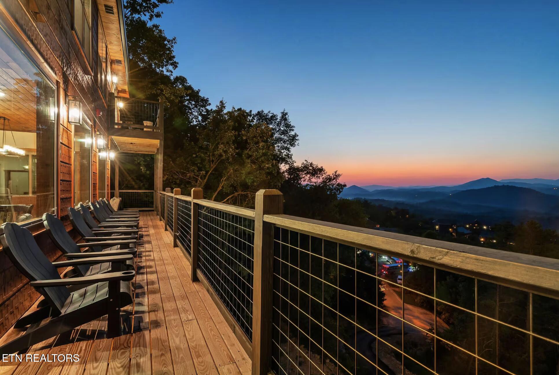 1990 Blackthorn Trail Sevierville TN 37876