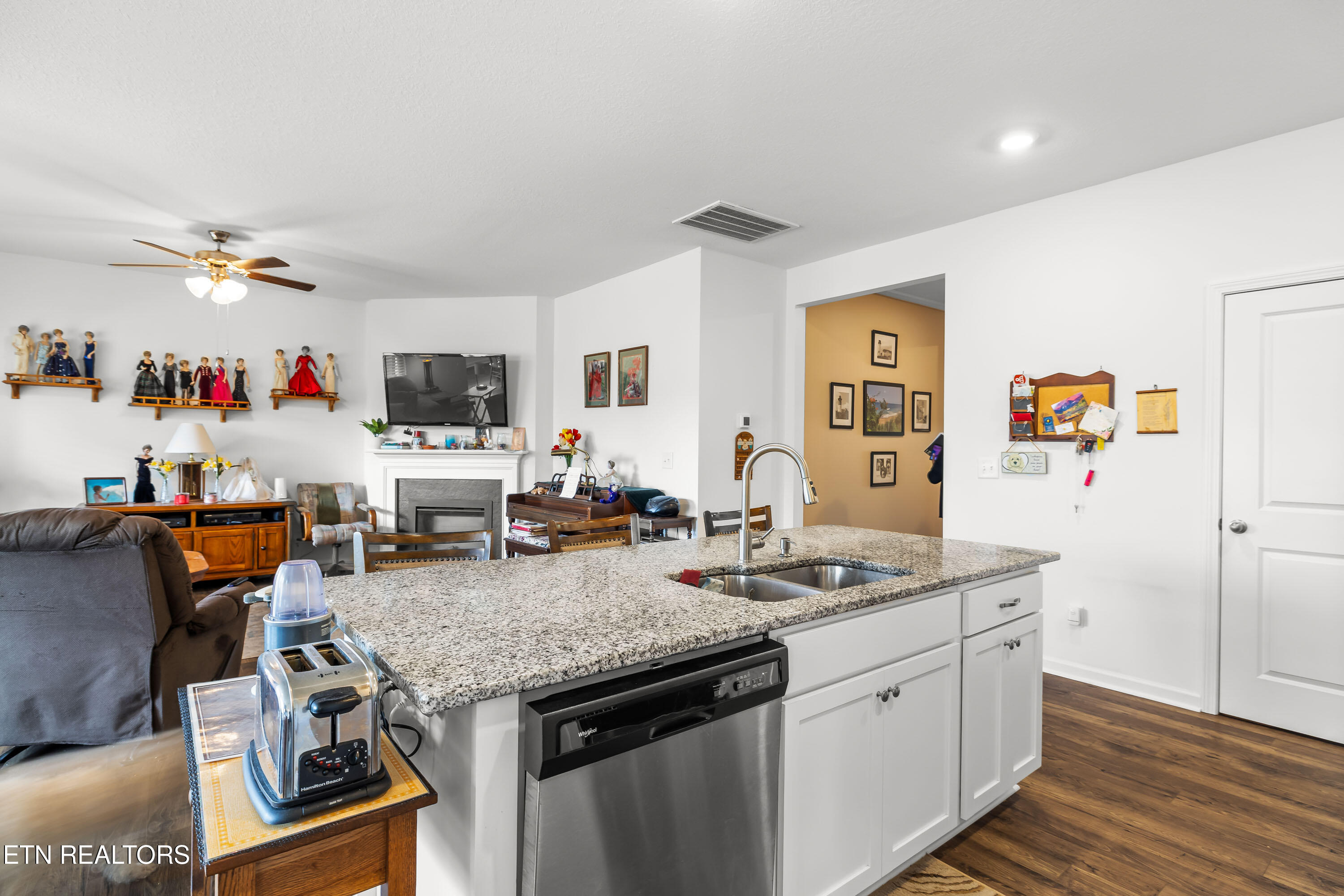 133 Ashe Avenue Lenoir City TN 37771