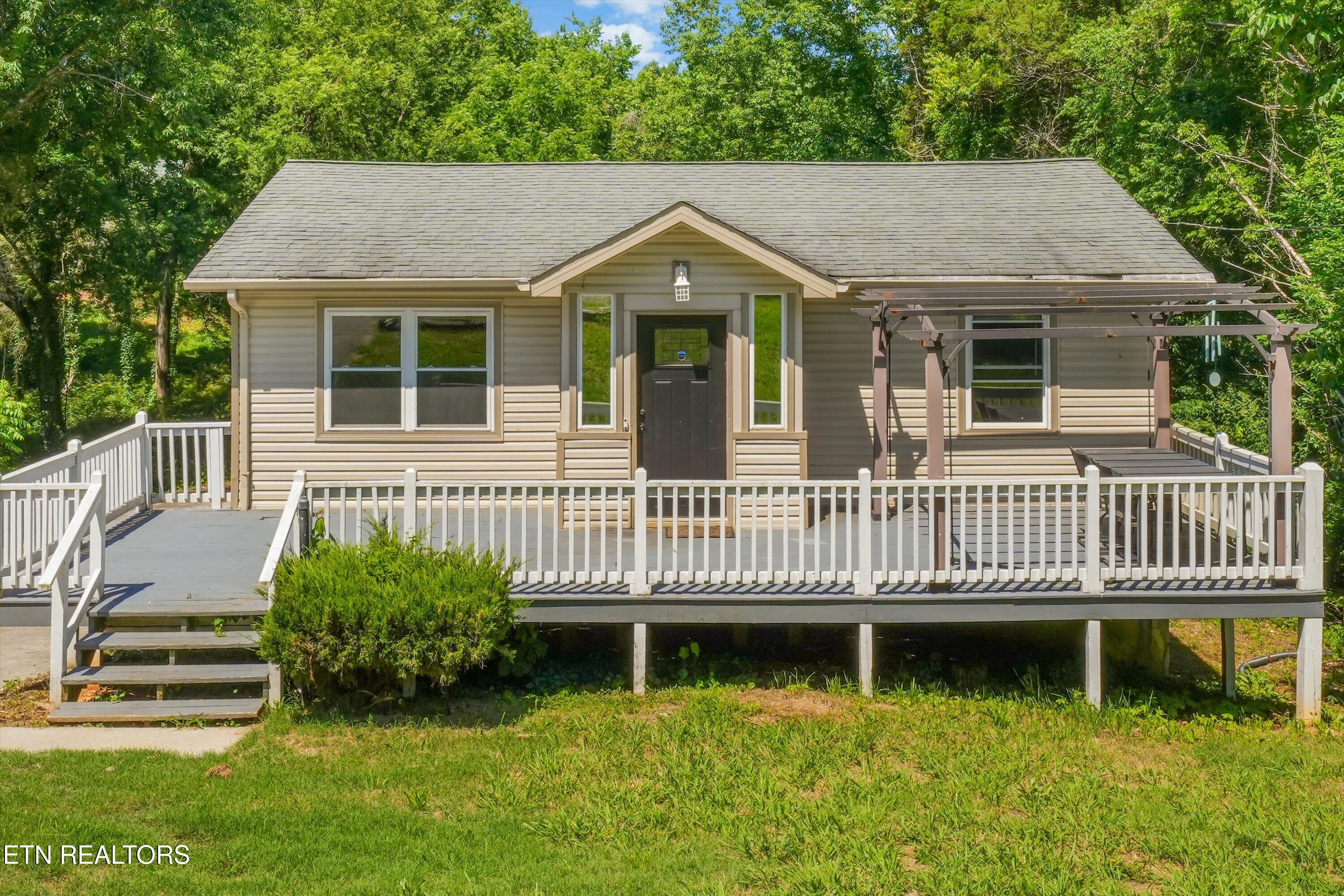 3311 Big Cove Lane Louisville TN 37777