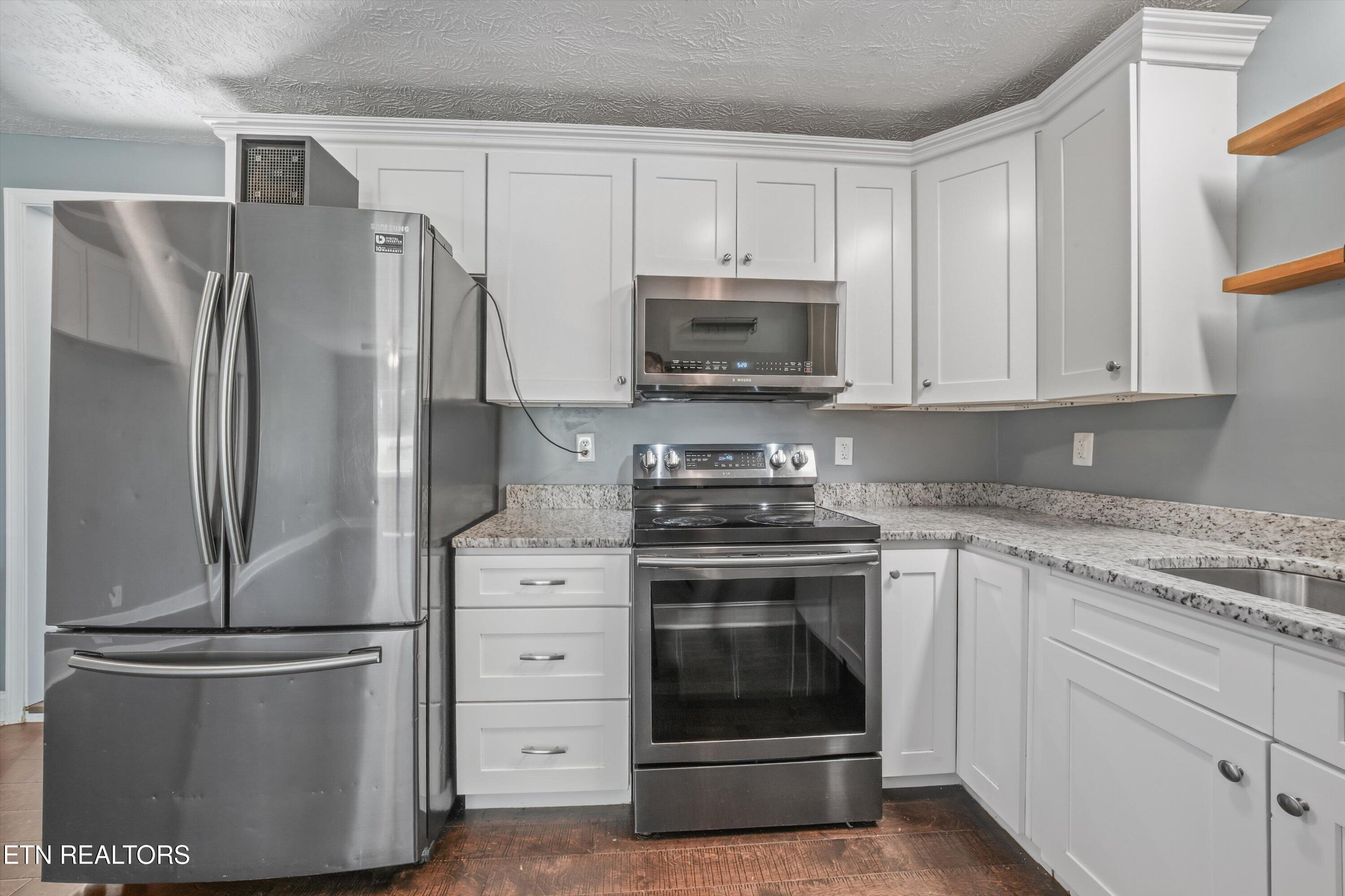 3311 Big Cove Lane Louisville TN 37777