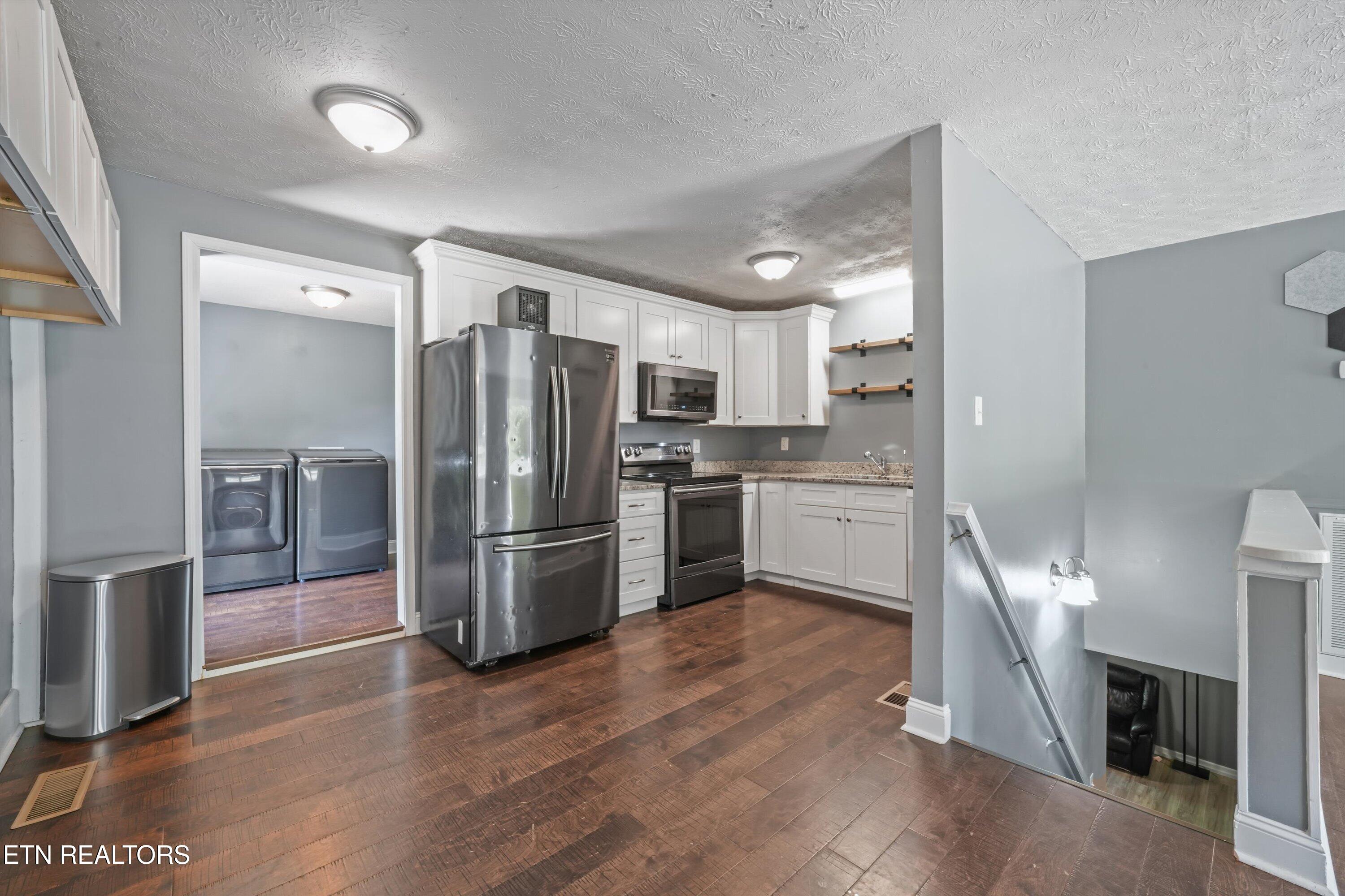 3311 Big Cove Lane Louisville TN 37777