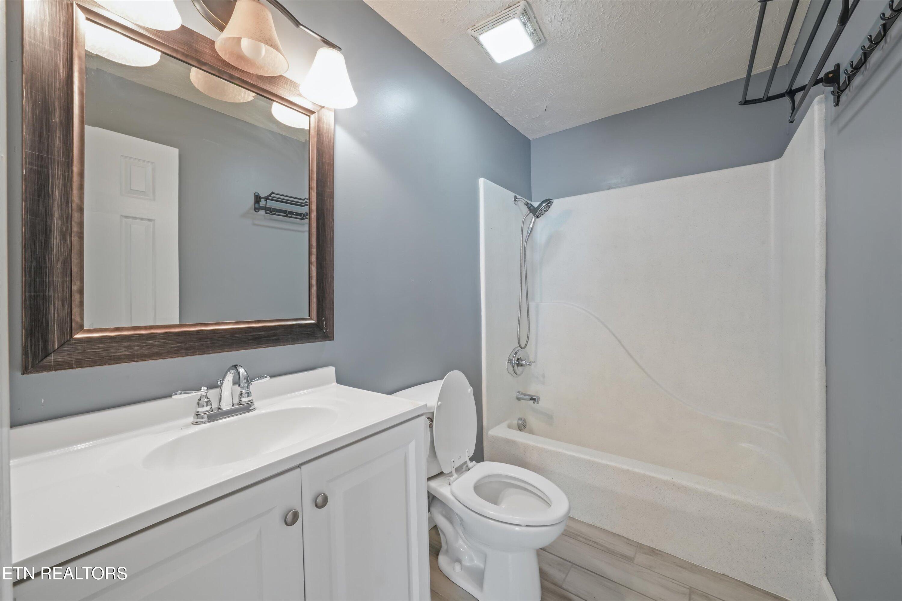 3311 Big Cove Lane Louisville TN 37777