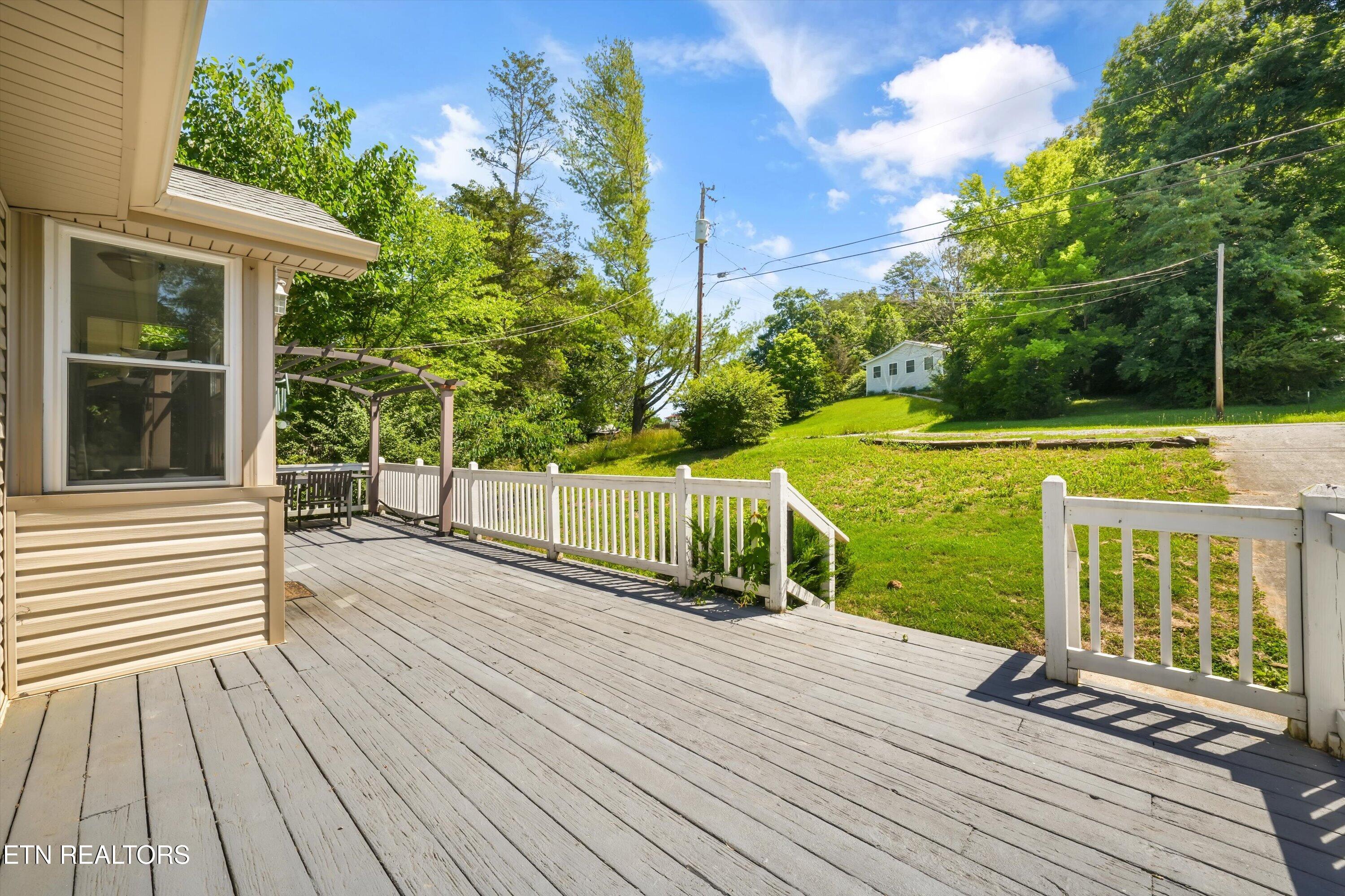 3311 Big Cove Lane Louisville TN 37777