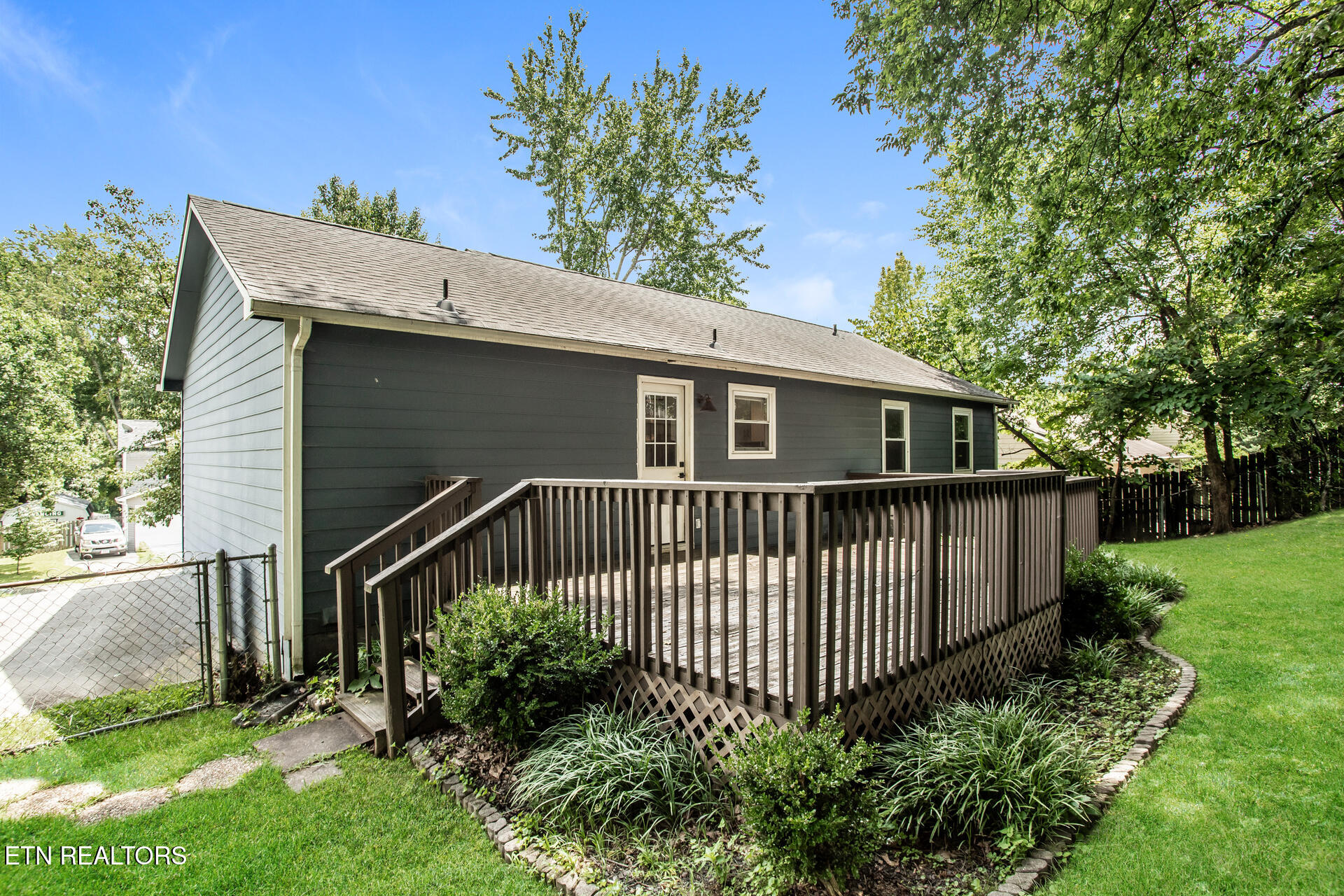 6009 Woodbark Trace Knoxville TN 37921