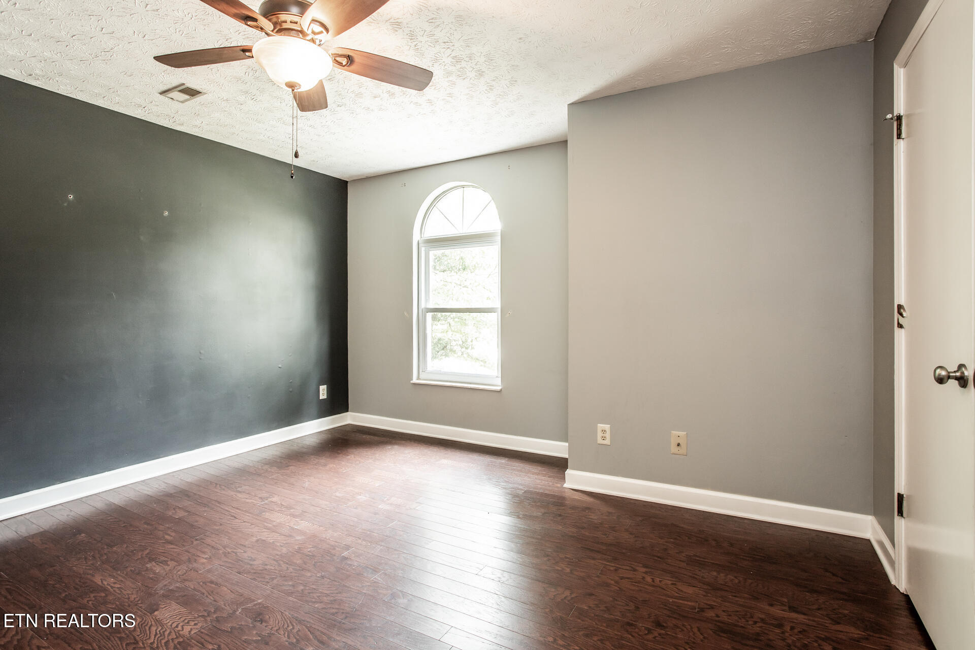 6009 Woodbark Trace Knoxville TN 37921