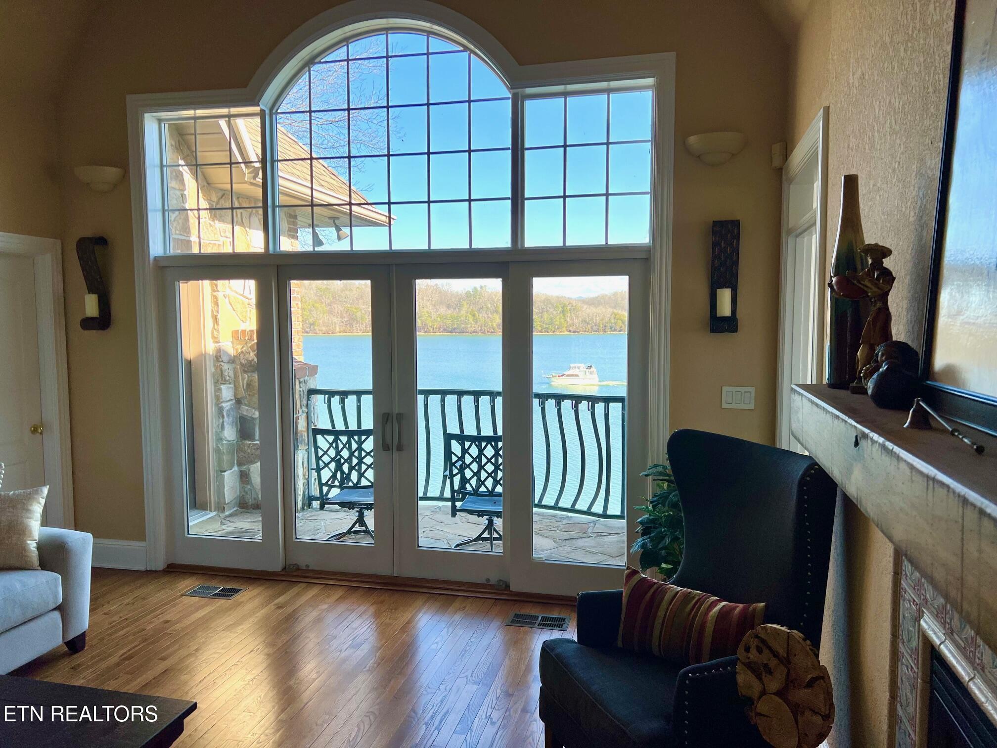 275 Rock Point Drive Vonore TN 37885