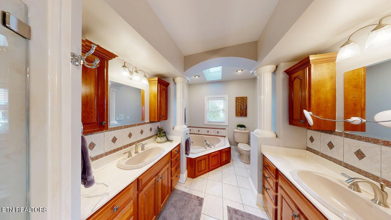 275 Rock Point Drive Vonore TN 37885