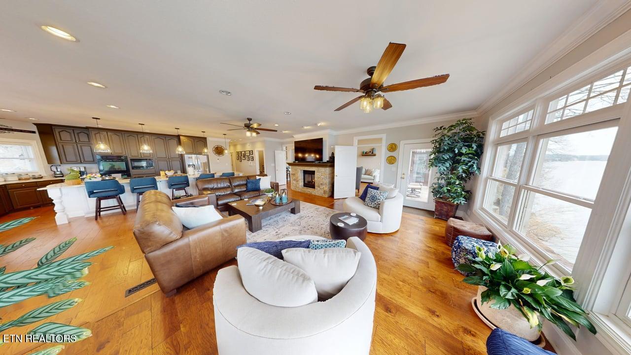 275 Rock Point Drive Vonore TN 37885