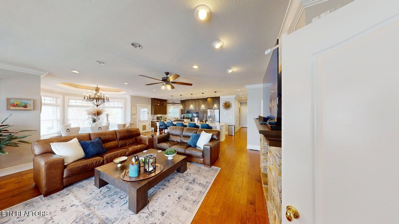 275 Rock Point Drive Vonore TN 37885