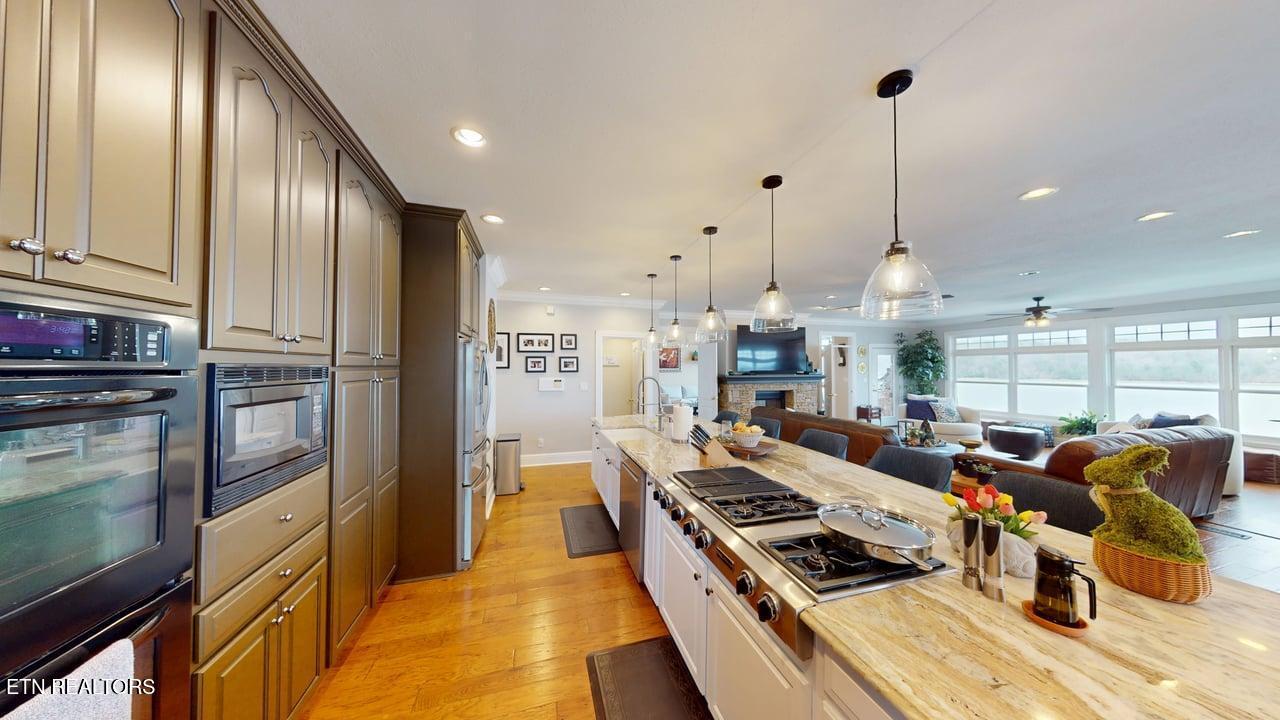 275 Rock Point Drive Vonore TN 37885