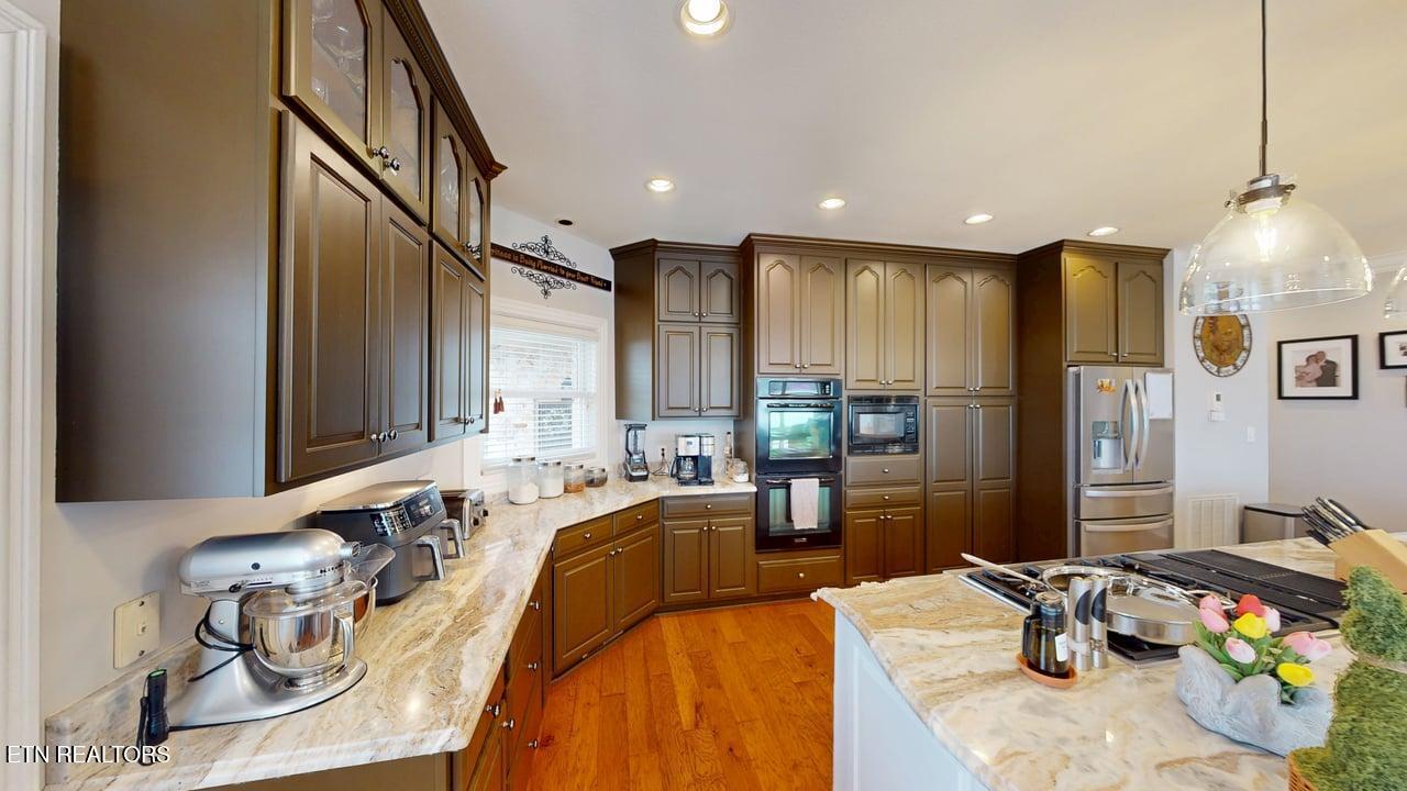 275 Rock Point Drive Vonore TN 37885