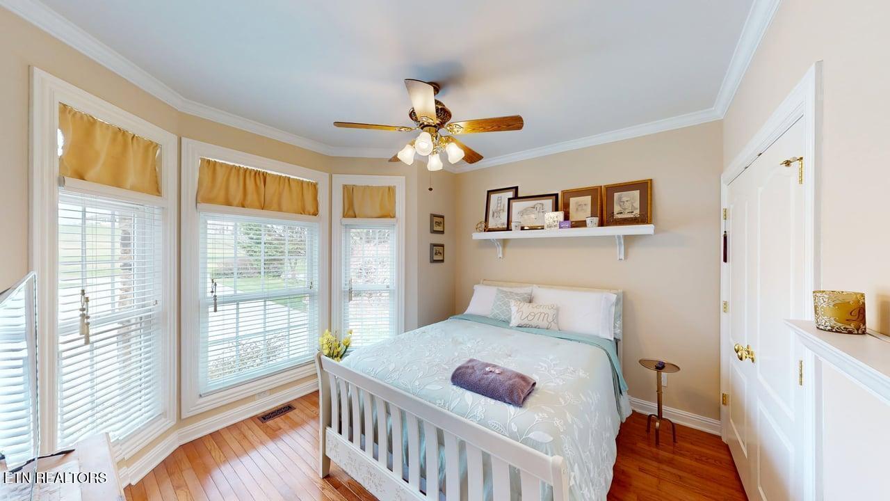 275 Rock Point Drive Vonore TN 37885