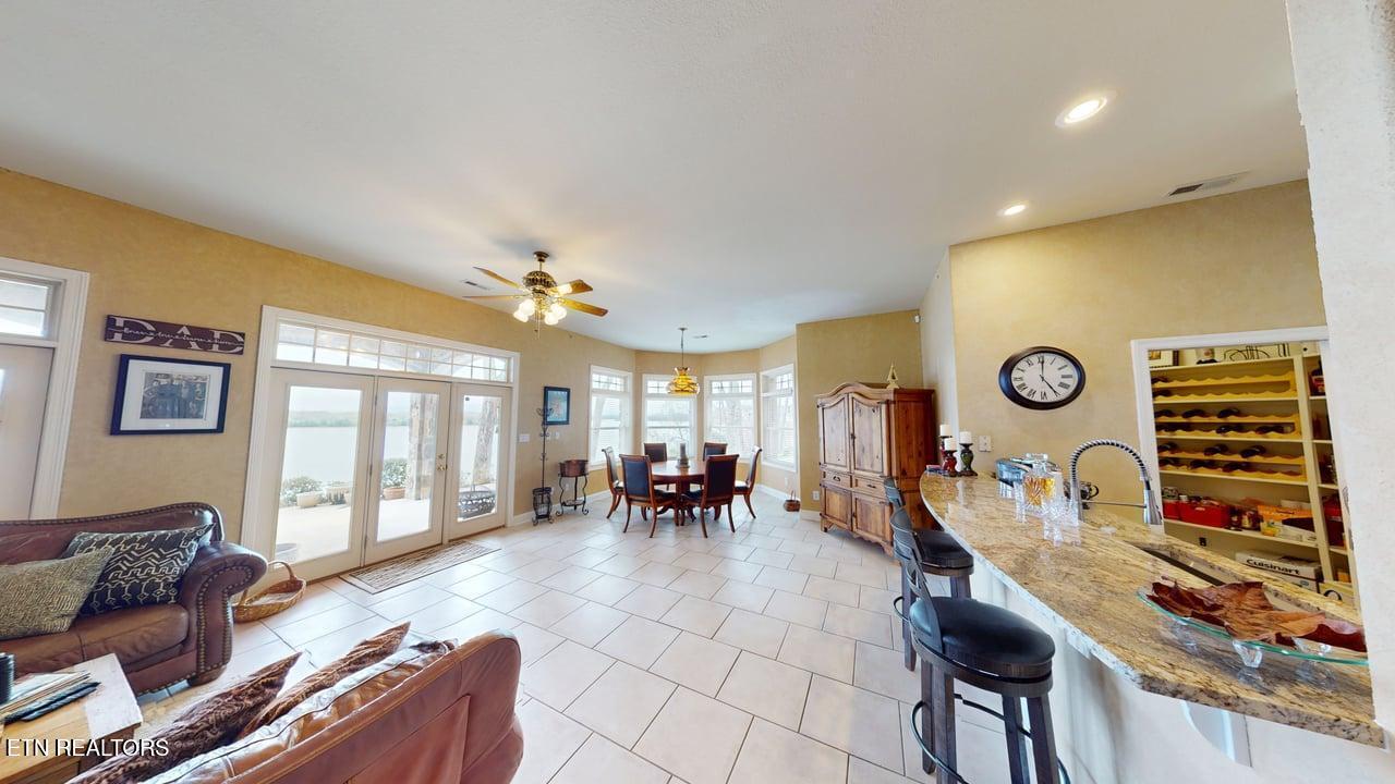 275 Rock Point Drive Vonore TN 37885