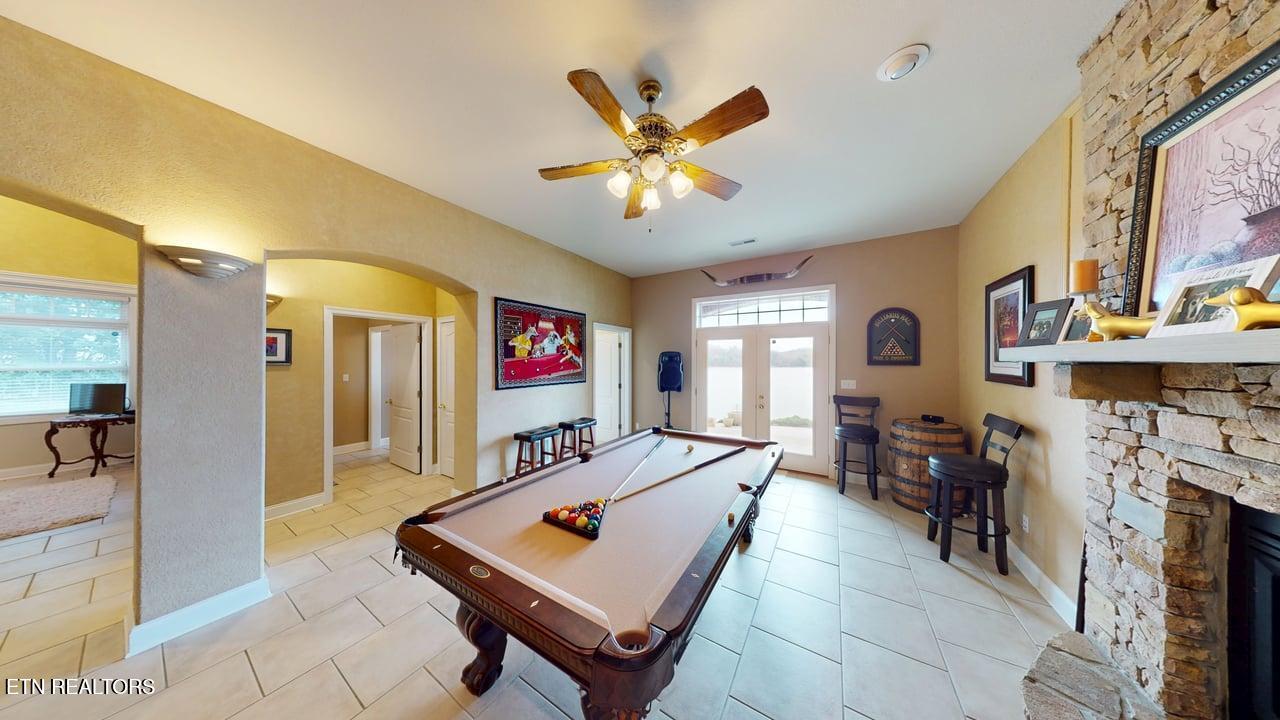 275 Rock Point Drive Vonore TN 37885