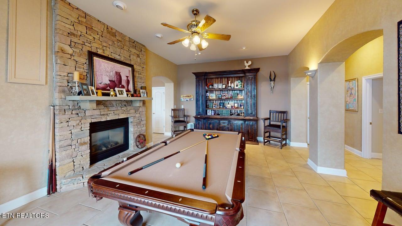 275 Rock Point Drive Vonore TN 37885