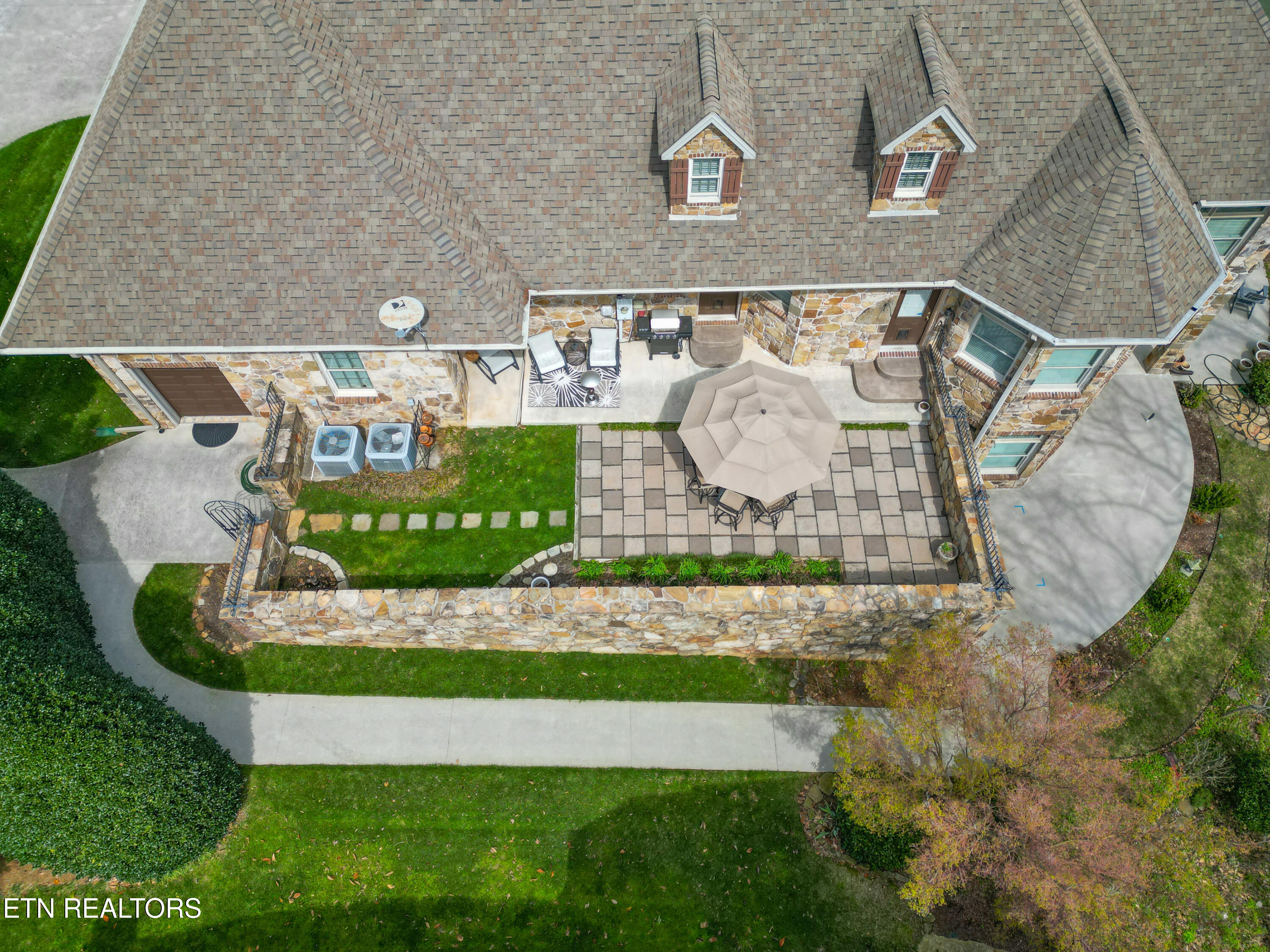 275 Rock Point Drive Vonore TN 37885