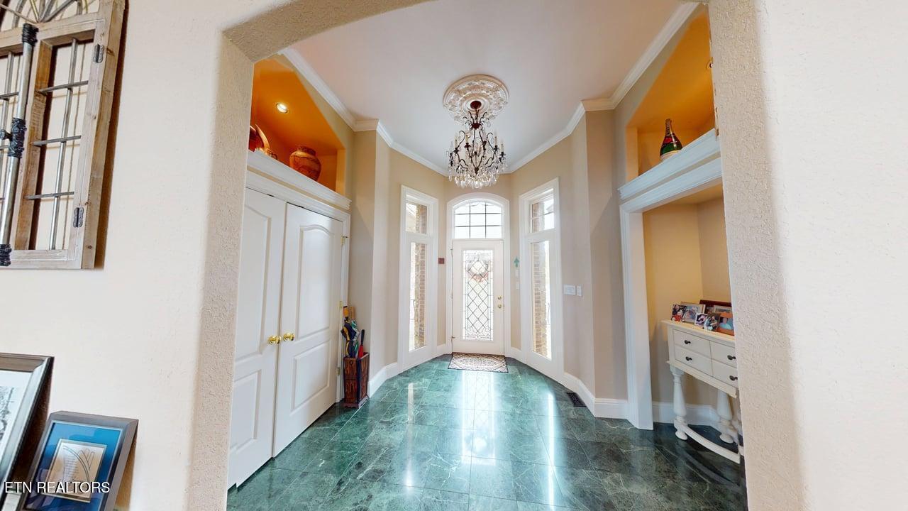 275 Rock Point Drive Vonore TN 37885
