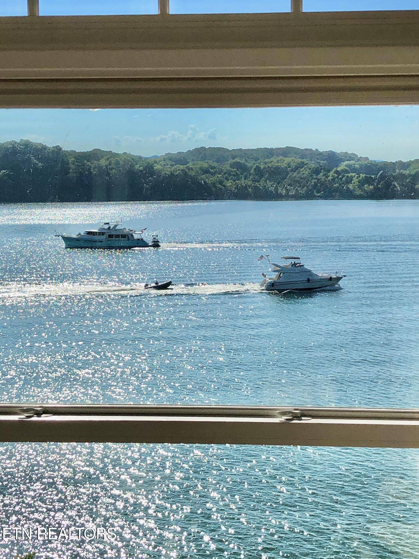 275 Rock Point Drive Vonore TN 37885