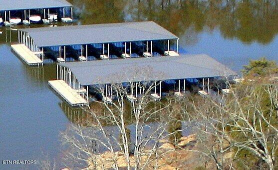 275 Rock Point Drive Vonore TN 37885