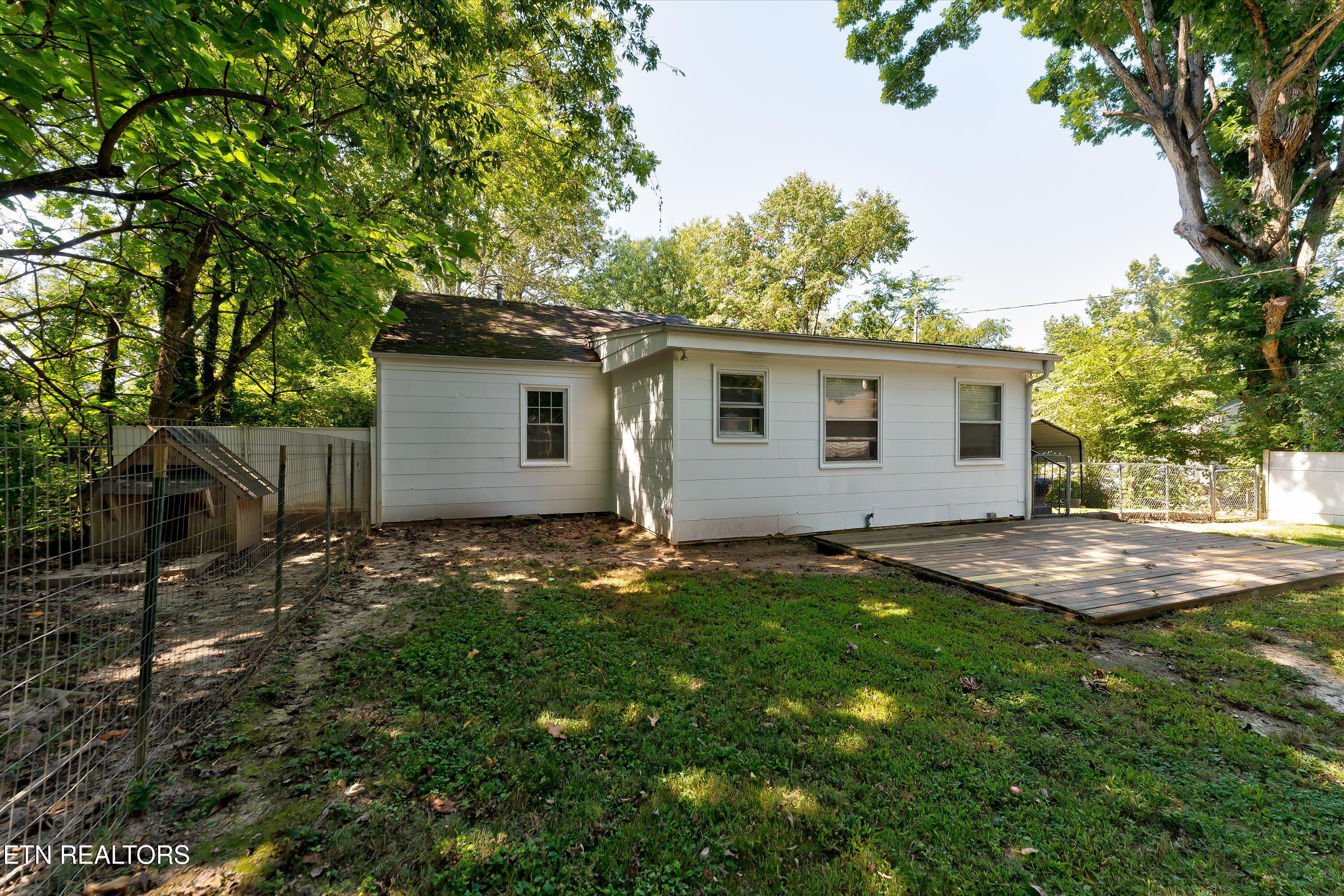 512 Akers Street Maryville TN 37804
