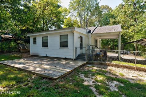 512 Akers Street Maryville TN 37804