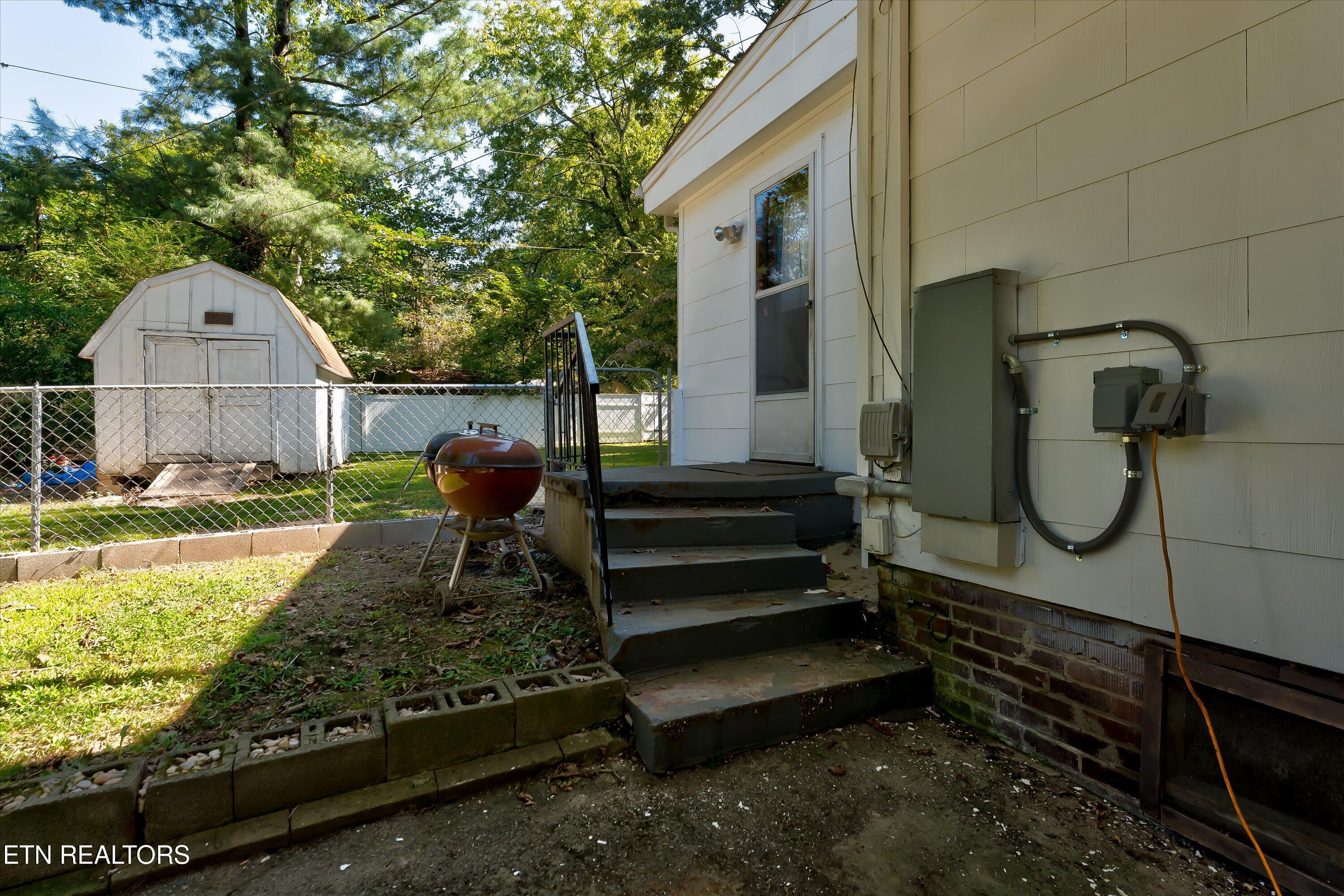 512 Akers Street Maryville TN 37804