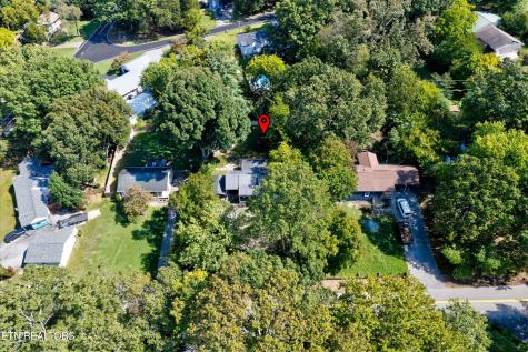 512 Akers Street Maryville TN 37804