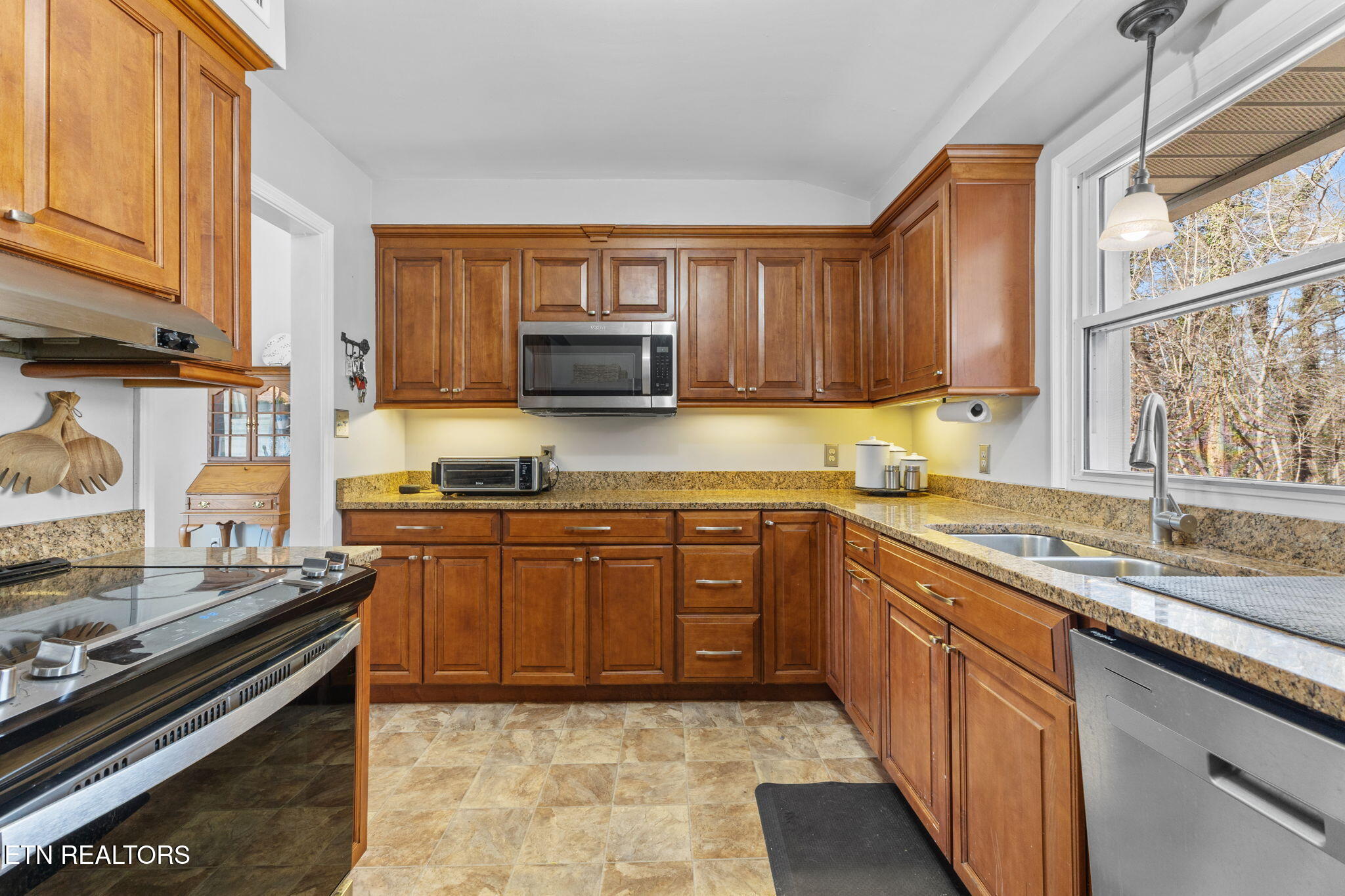 9200 Burchfield Drive Oak Ridge TN 37830